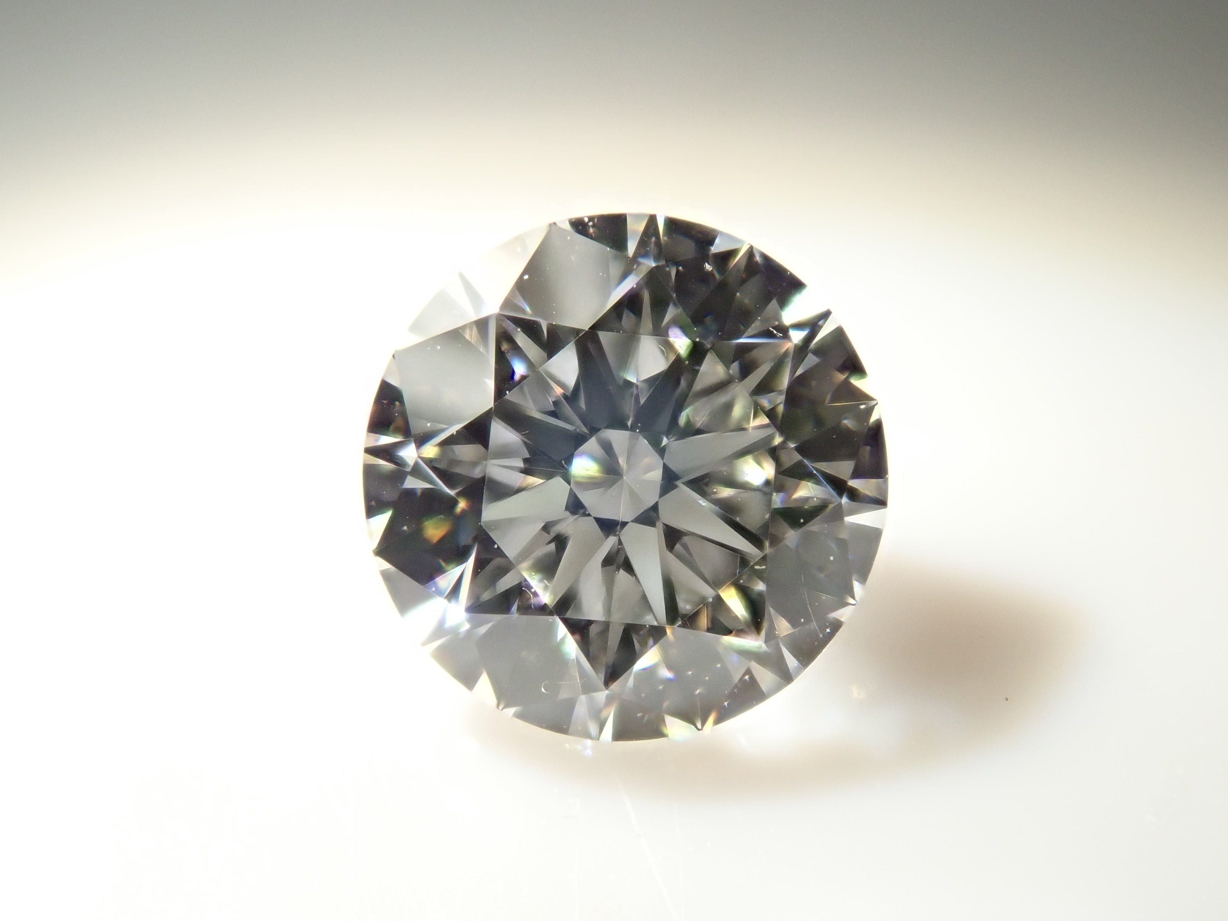 [Posted on 32501966] Diamond (H&C) 0.504ct Loose Stone (F, VS-1, 3Excellent H&C)