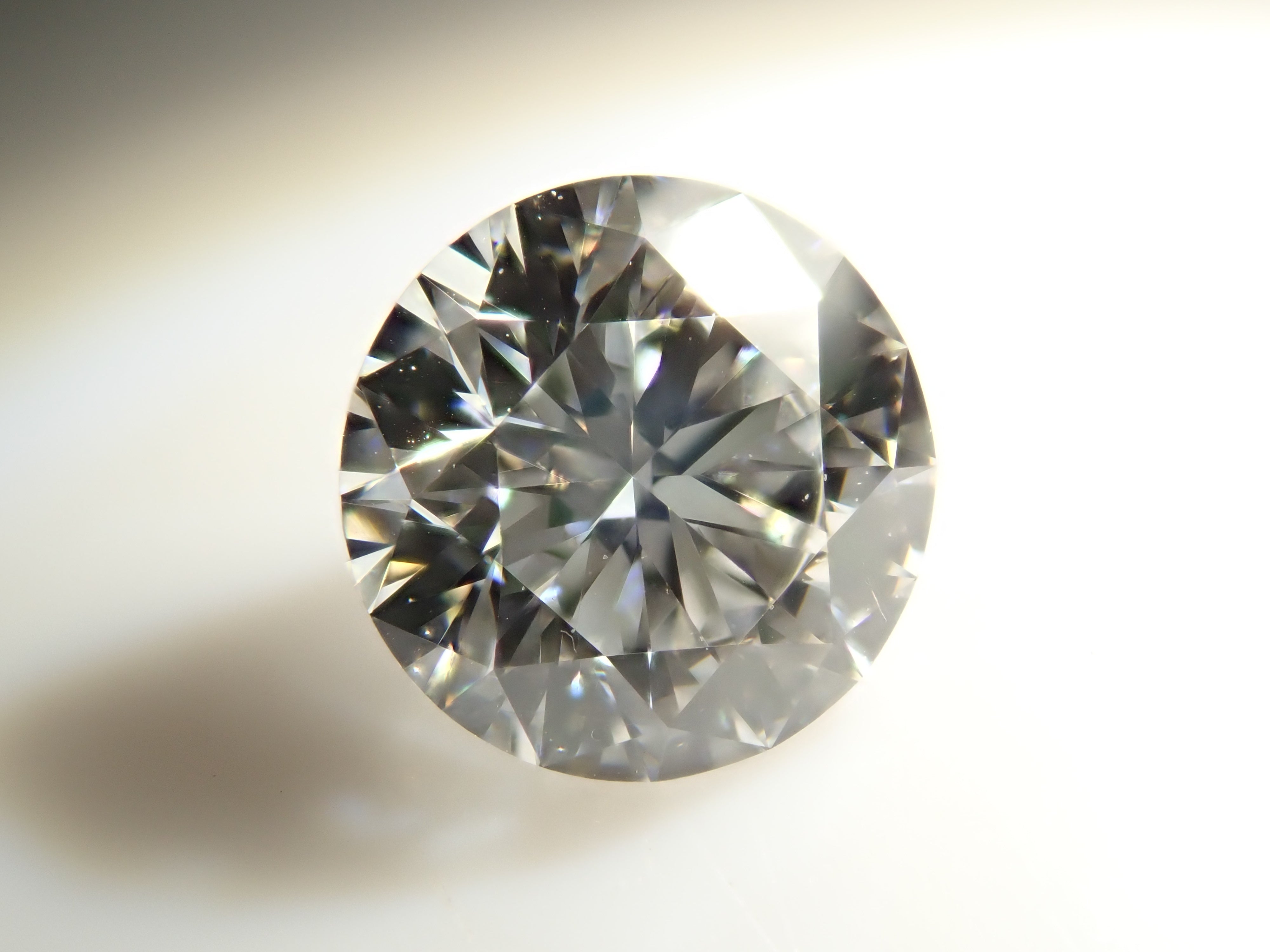 [Posted on 32501966] Diamond (H&C) 0.504ct Loose Stone (F, VS-1, 3Excellent H&C)