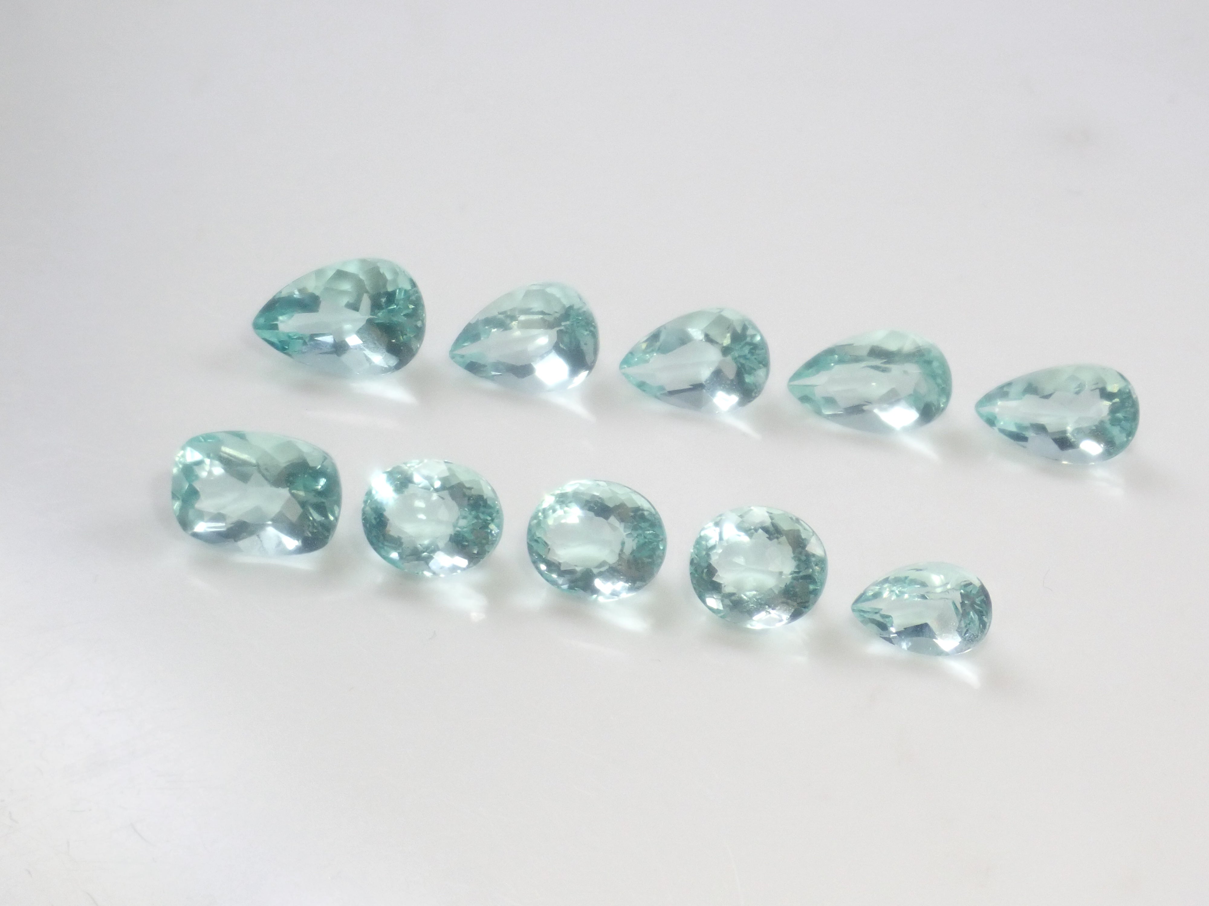 【8/14  22時販売】《限定10石》ジンバブエ産ミントフローライト1石ルース（平均2.2ct）  《複数購入割引有》