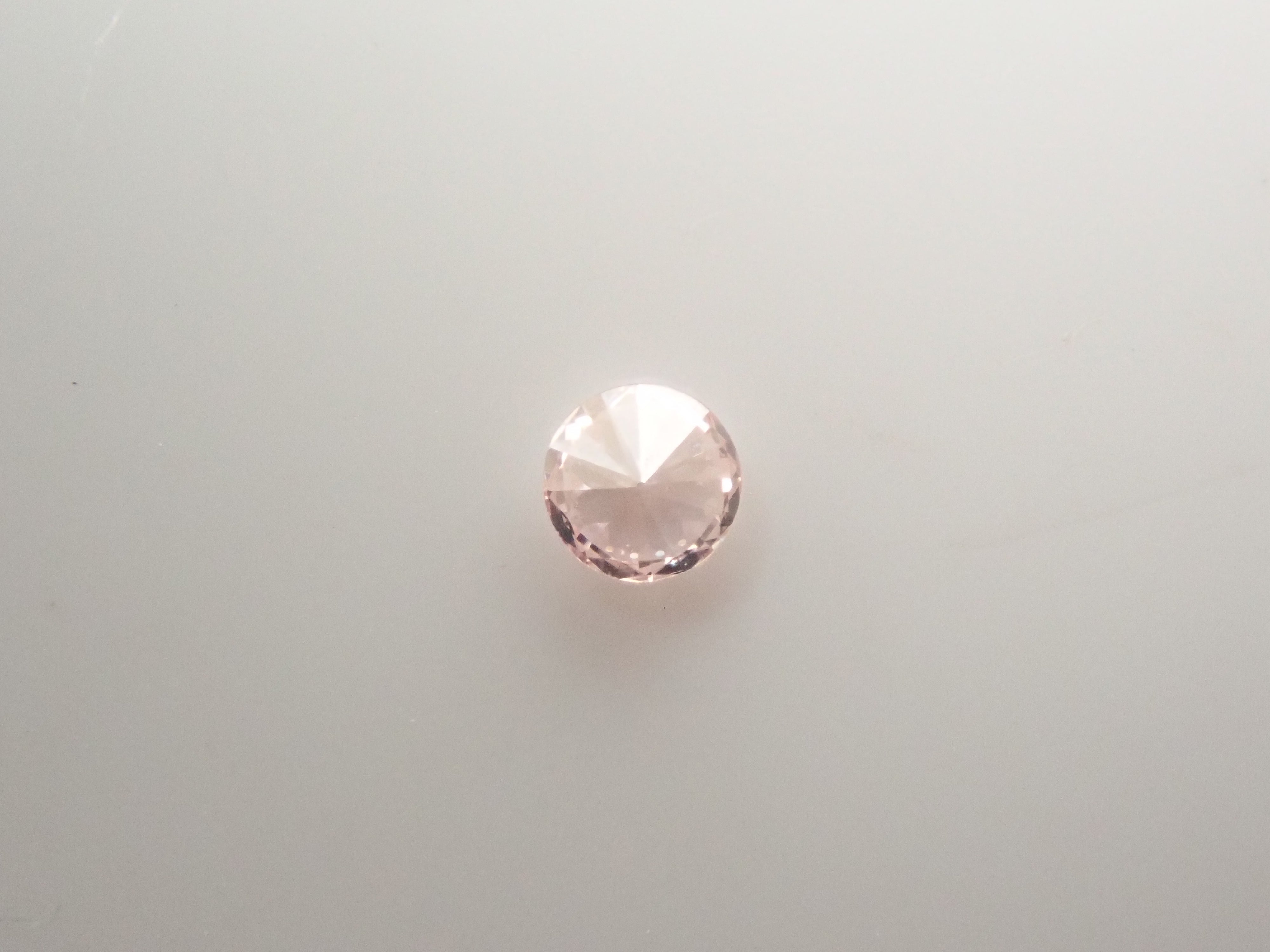 ピンクダイヤモンド 0.039ctルース(LIGHT PINK, VS2)