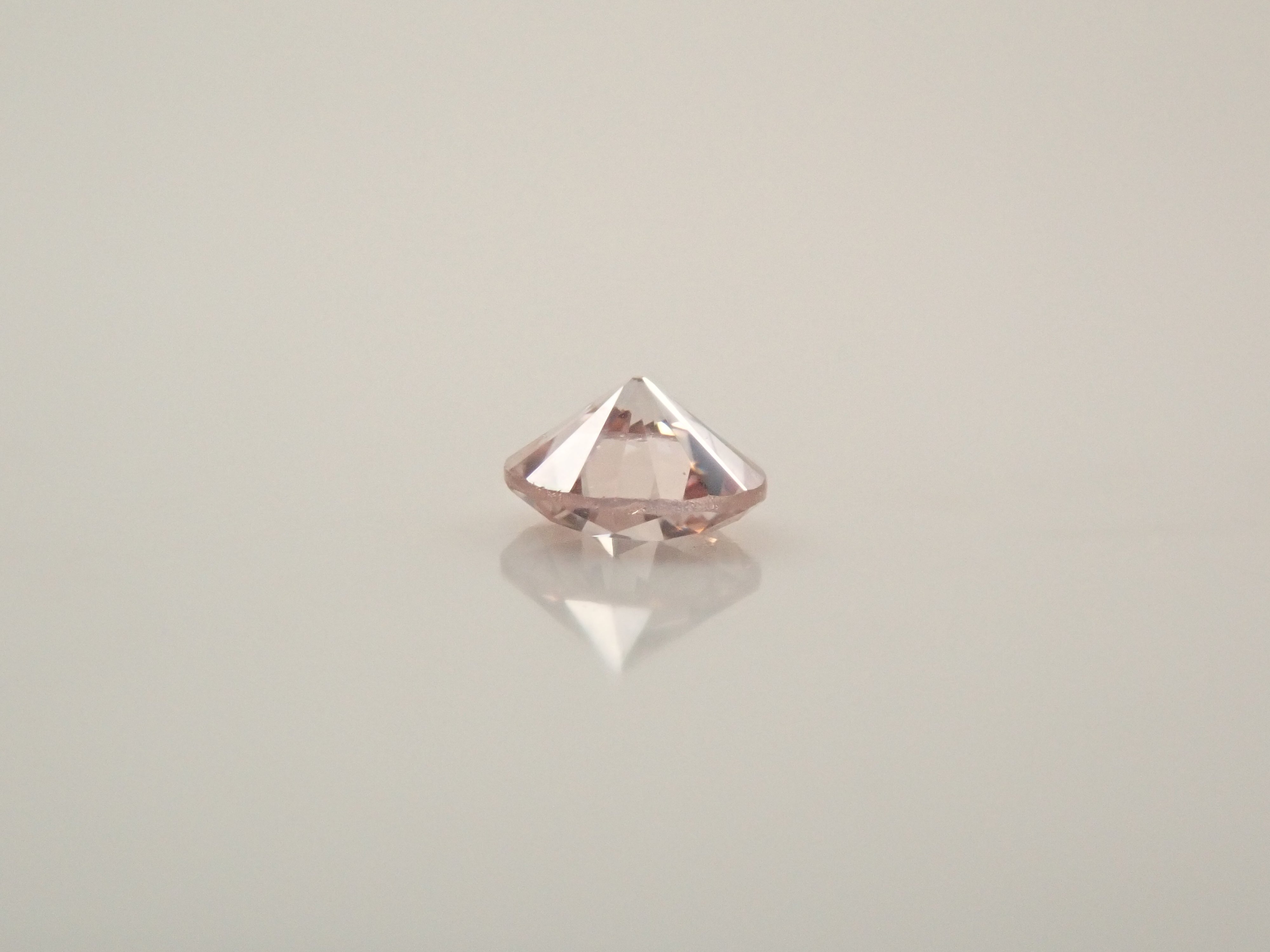 ピンクダイヤモンド 0.039ctルース(LIGHT PINK, VS2)