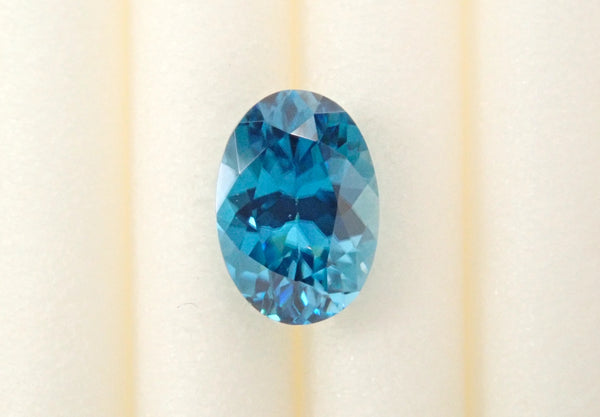 カンボジア産ブルージルコン（ラタナキリブルー） 0.529ctルース