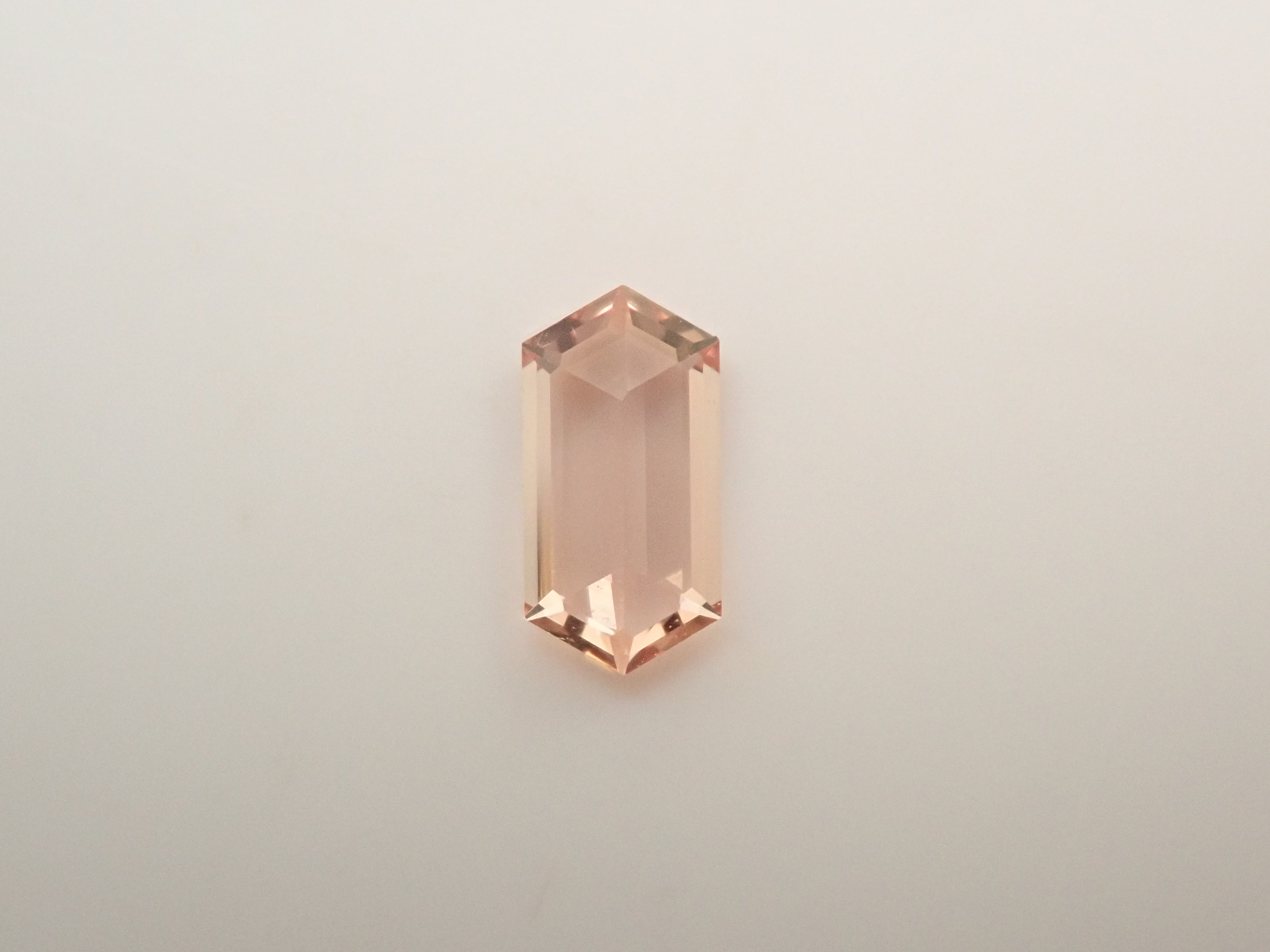 On Sale at 10 PM on August 13th] Madagascar Sapphire 0.298ct
