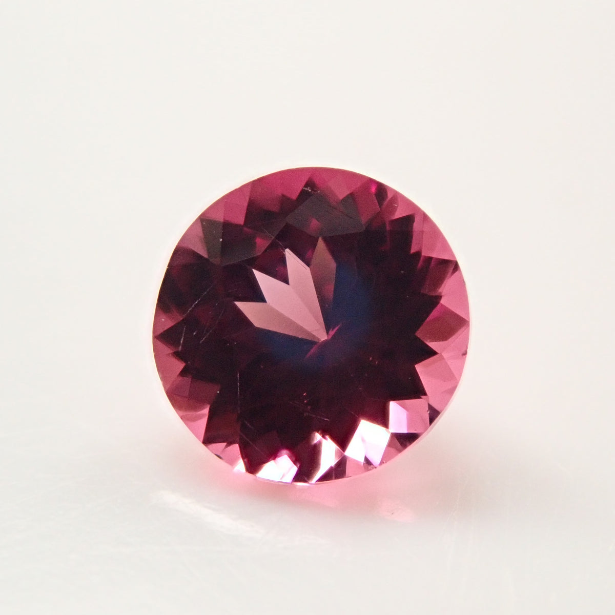 タンザニア産ロードライトガーネット 0.370ctルース 