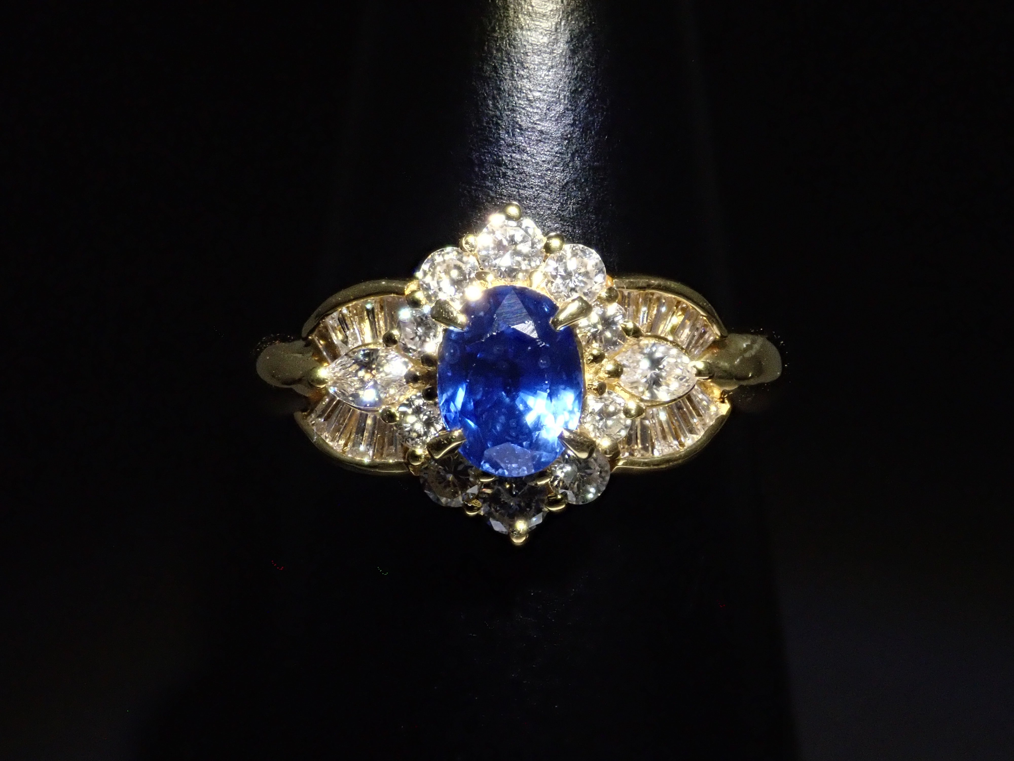 【8/6 22時販売】【カラフリ】K18 ブルーサファイア 1.13ct・ダイヤモンド0.75ctリング 鑑別書