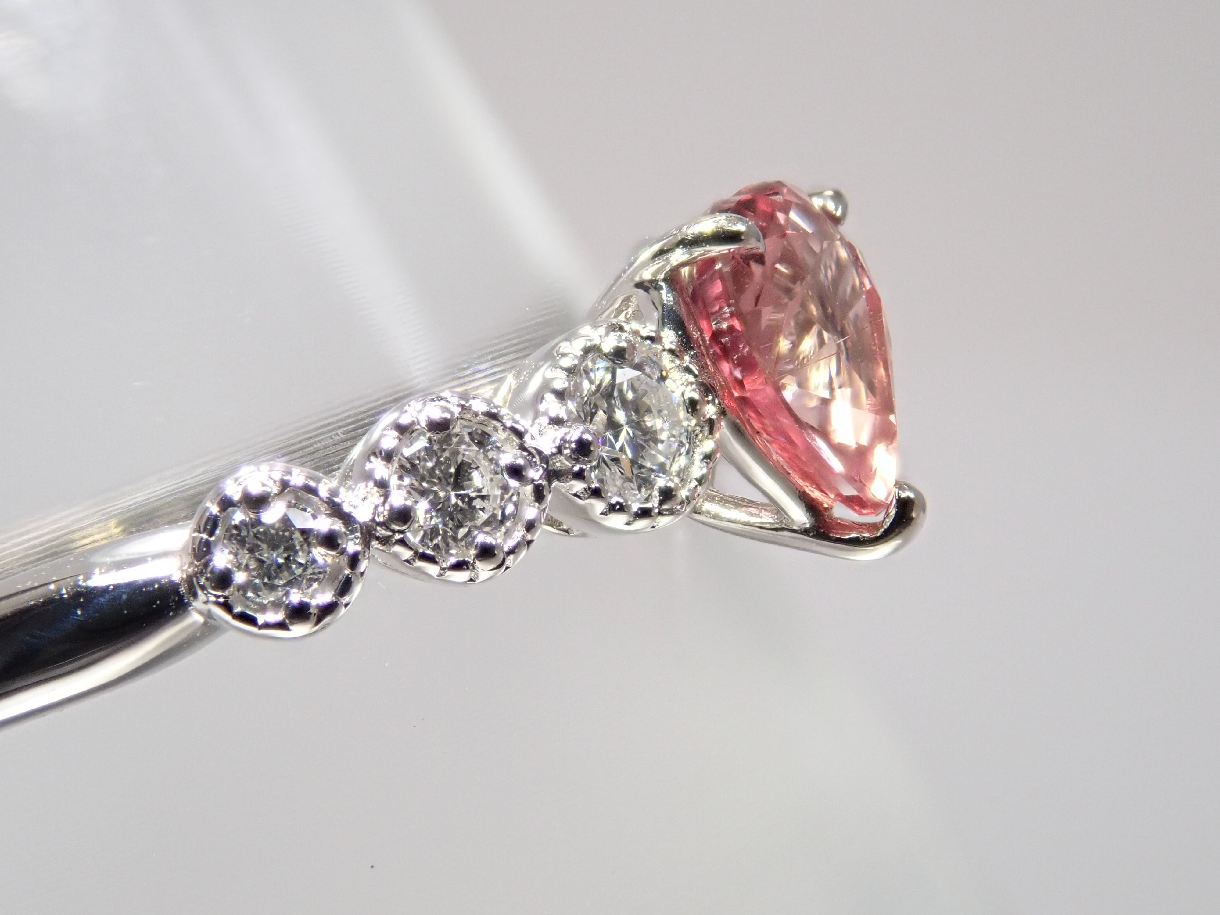 【8/6 22時販売】【カラフリ】Pt900 ピンクサファイア 0.465ct・ダイヤモンド0.12ctリング 鑑別書