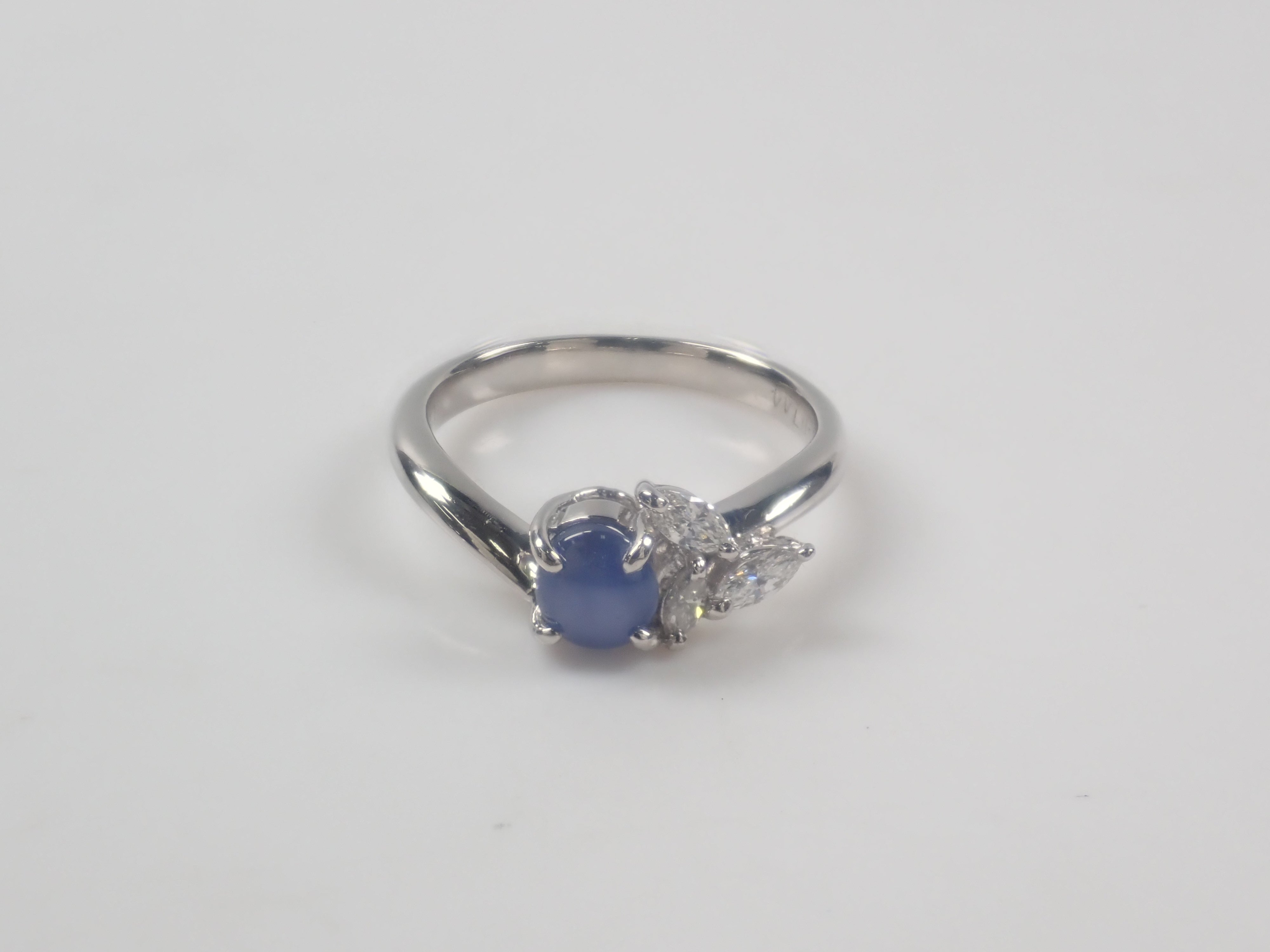 【8/25 22時販売】【カラフリ】Pt900 スターサファイア 0.744ct・ダイヤモンド0.167ctリング 鑑別書