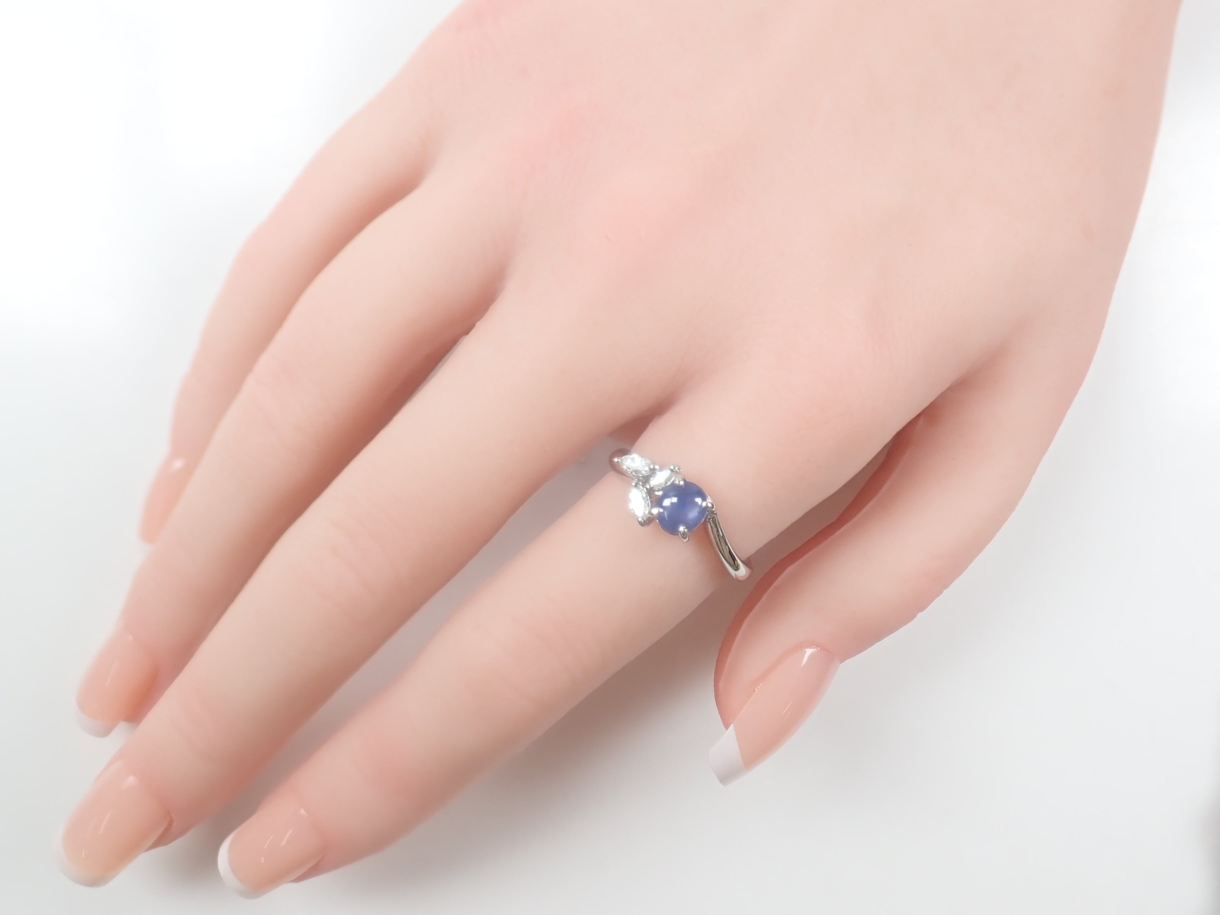 【8/25 22時販売】【カラフリ】Pt900 スターサファイア 0.744ct・ダイヤモンド0.167ctリング 鑑別書