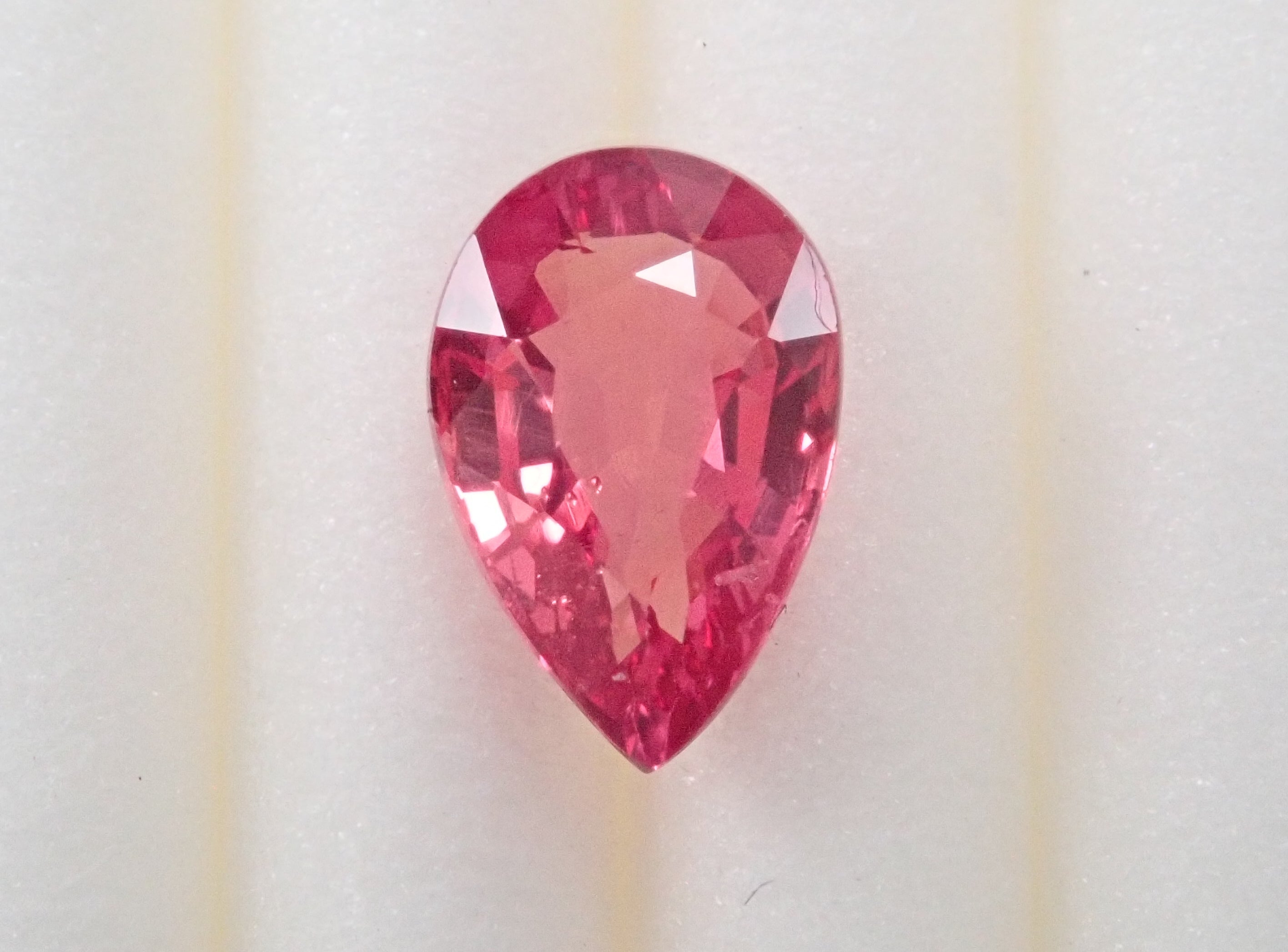 【11/15 22時販売】タンザニア産ピンクサファイア 0.566ctルース