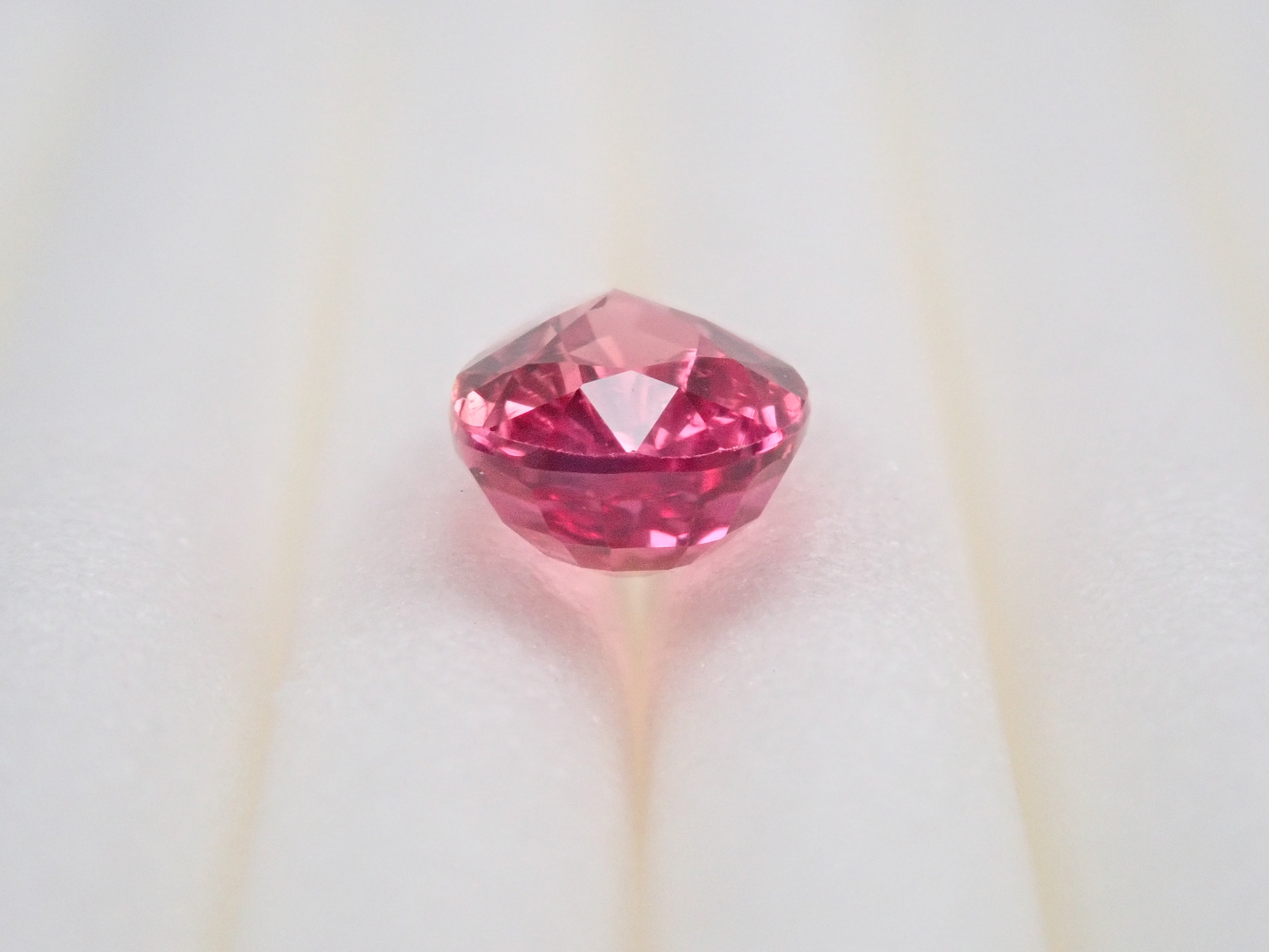 【12544896掲載】サファイア 0.566ctルース