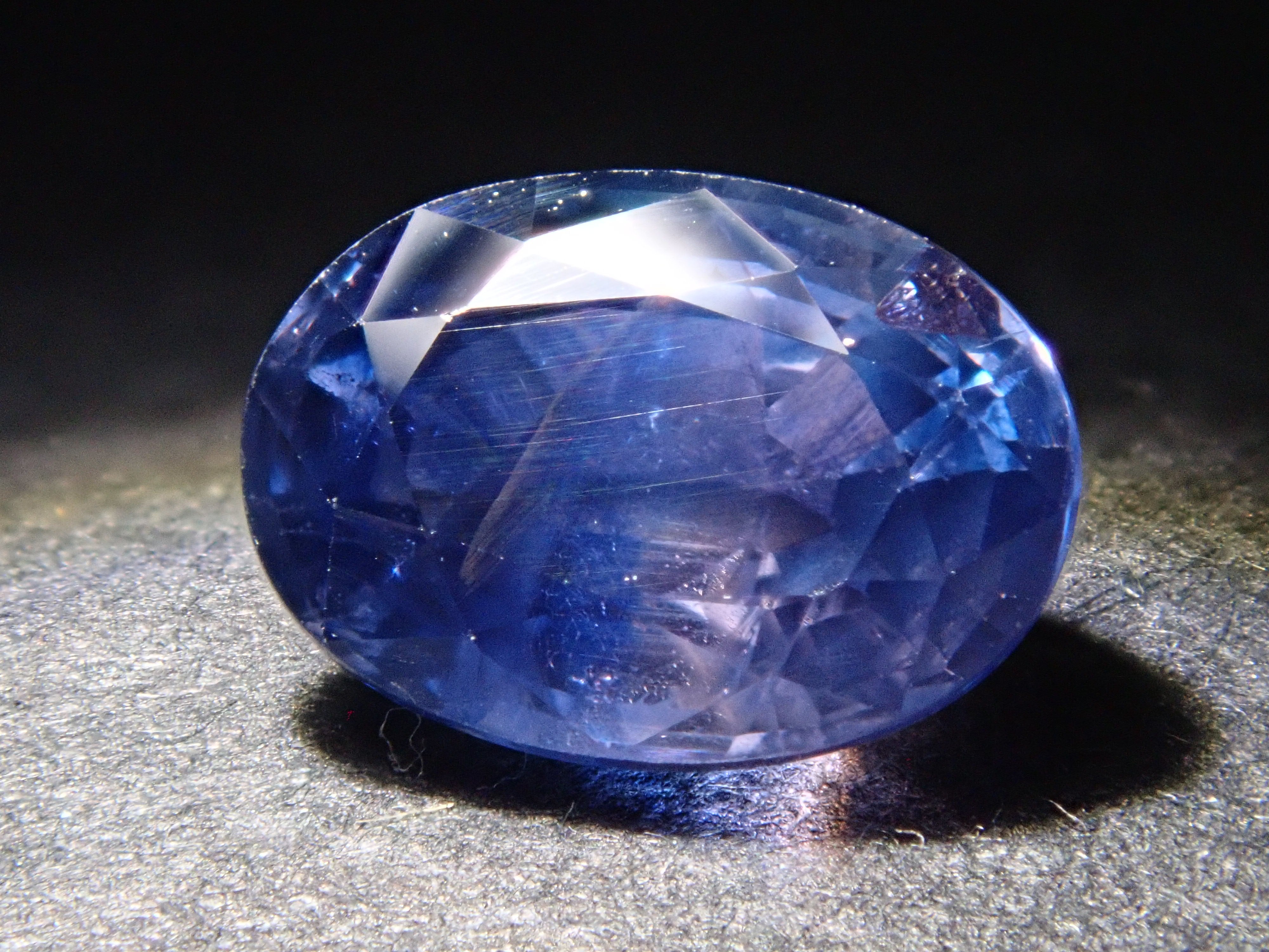 天然サファイア　ペアルース abb952aa9bccdc3f79d70d76dc779e