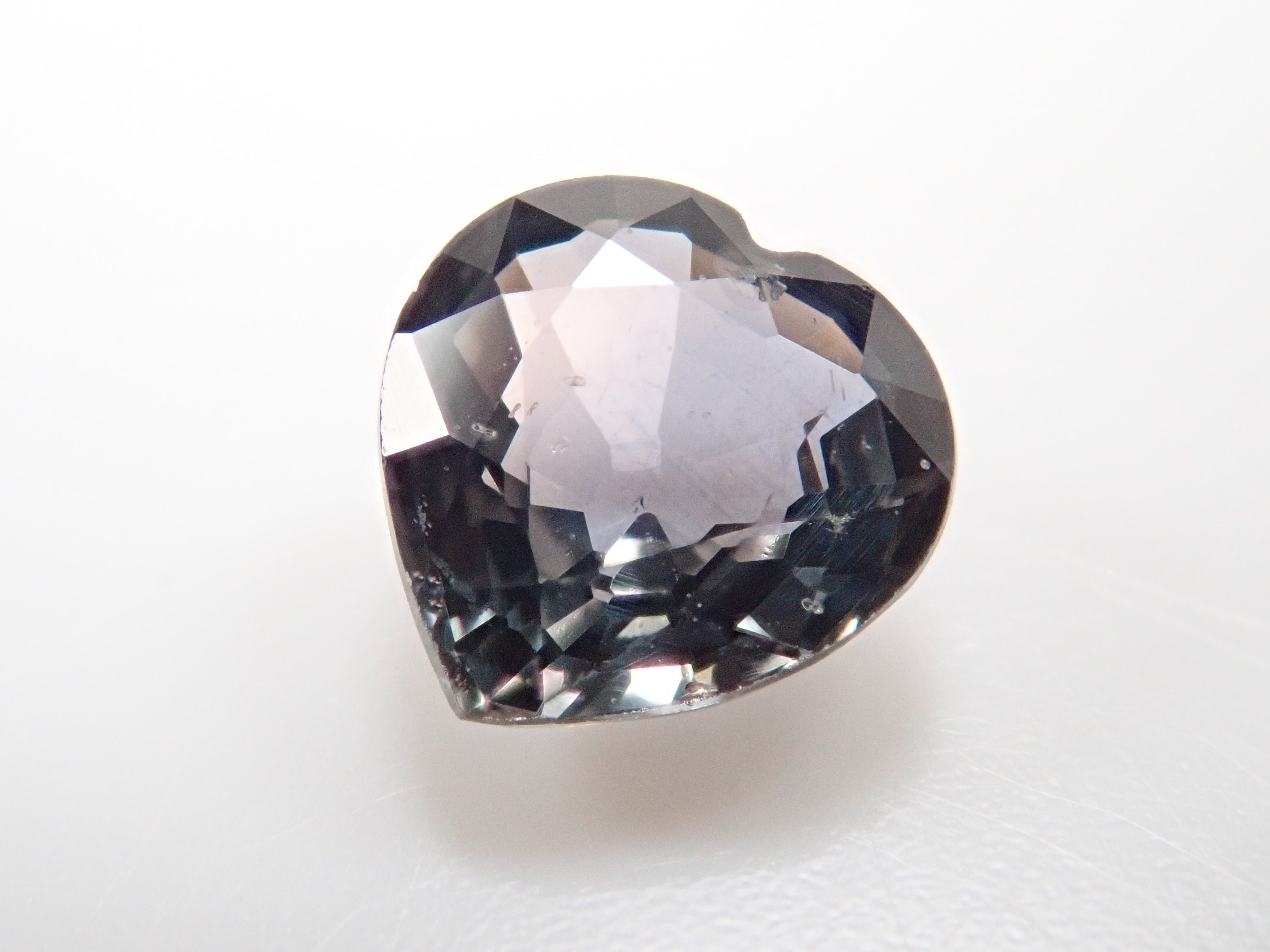 【12544888掲載】バイカラーサファイア 0.704ctルース