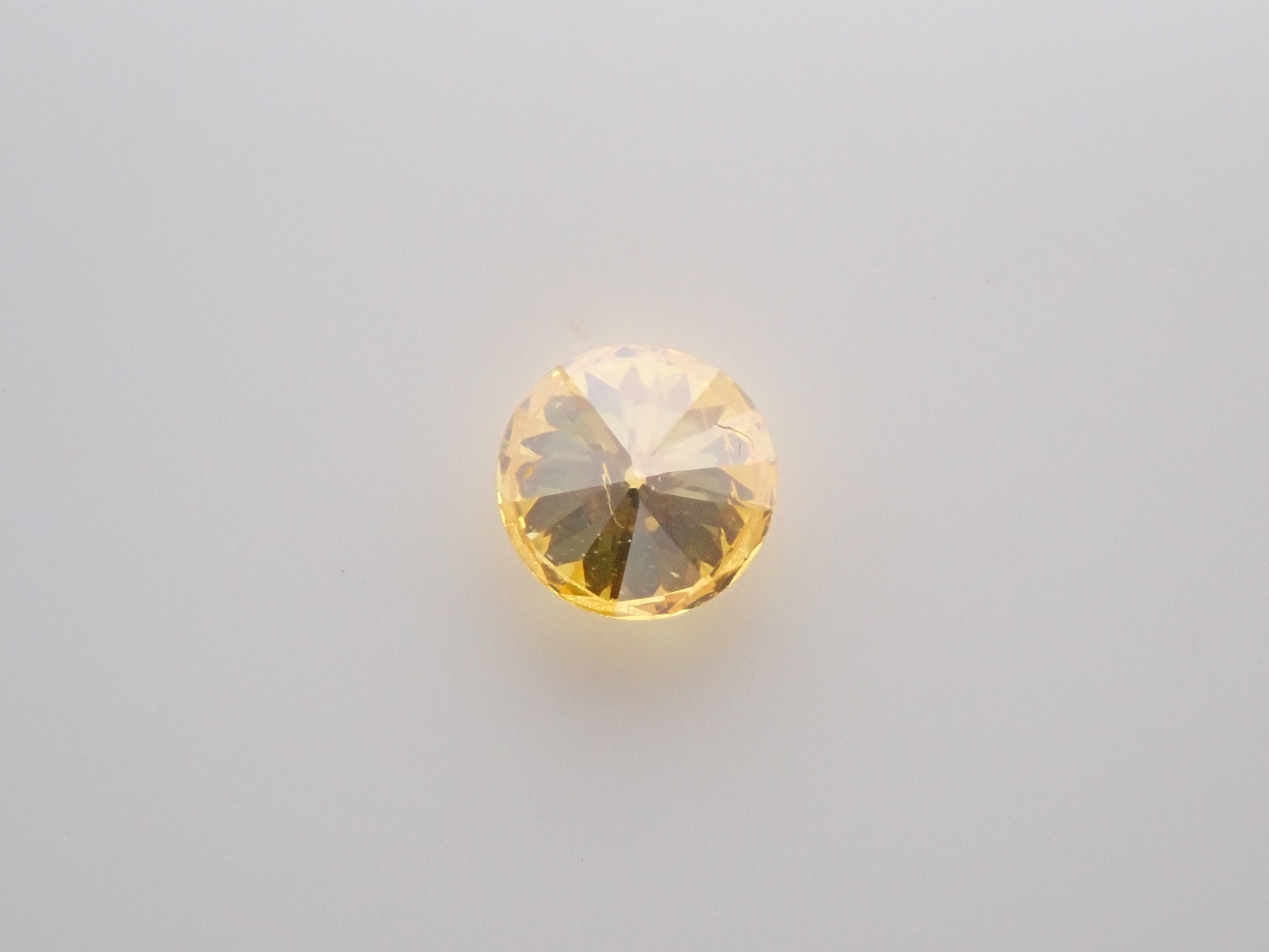 【32501968掲載】イエローダイヤモンド 0.144ctルース(FANCY VIVID YELLOW, SI-2)