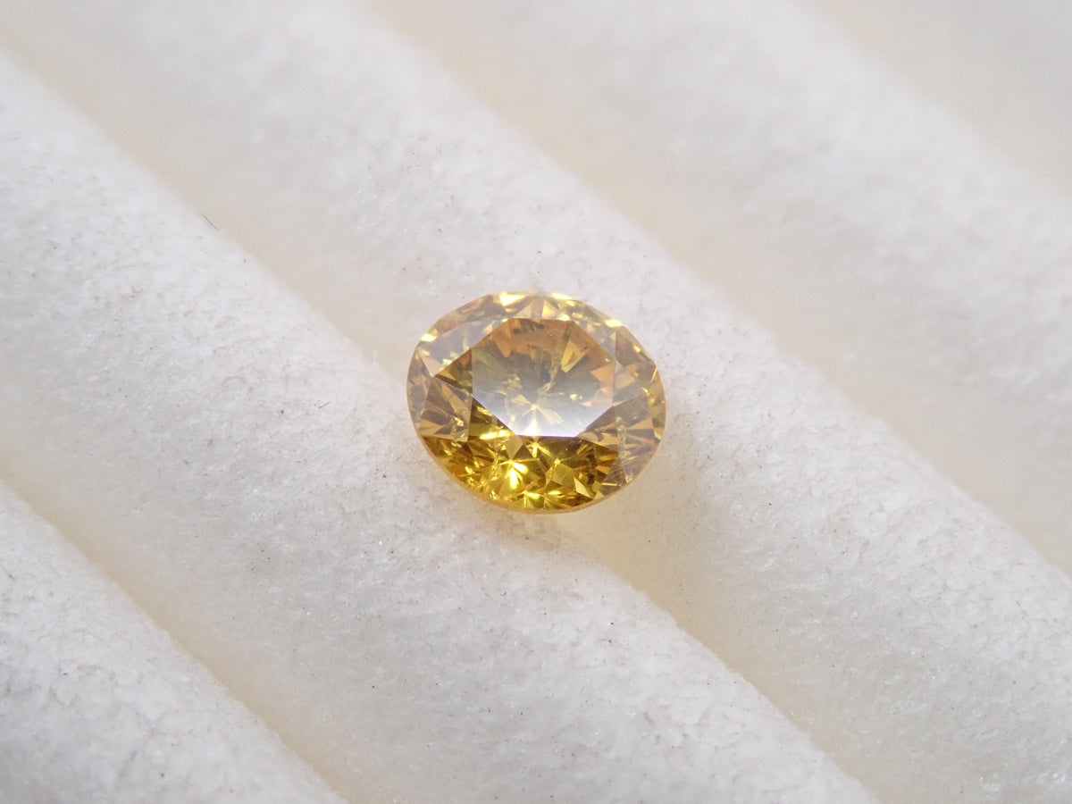 イエローダイヤモンド 0.144ctルース(FANCY VIVID YELLOW, SI-2)