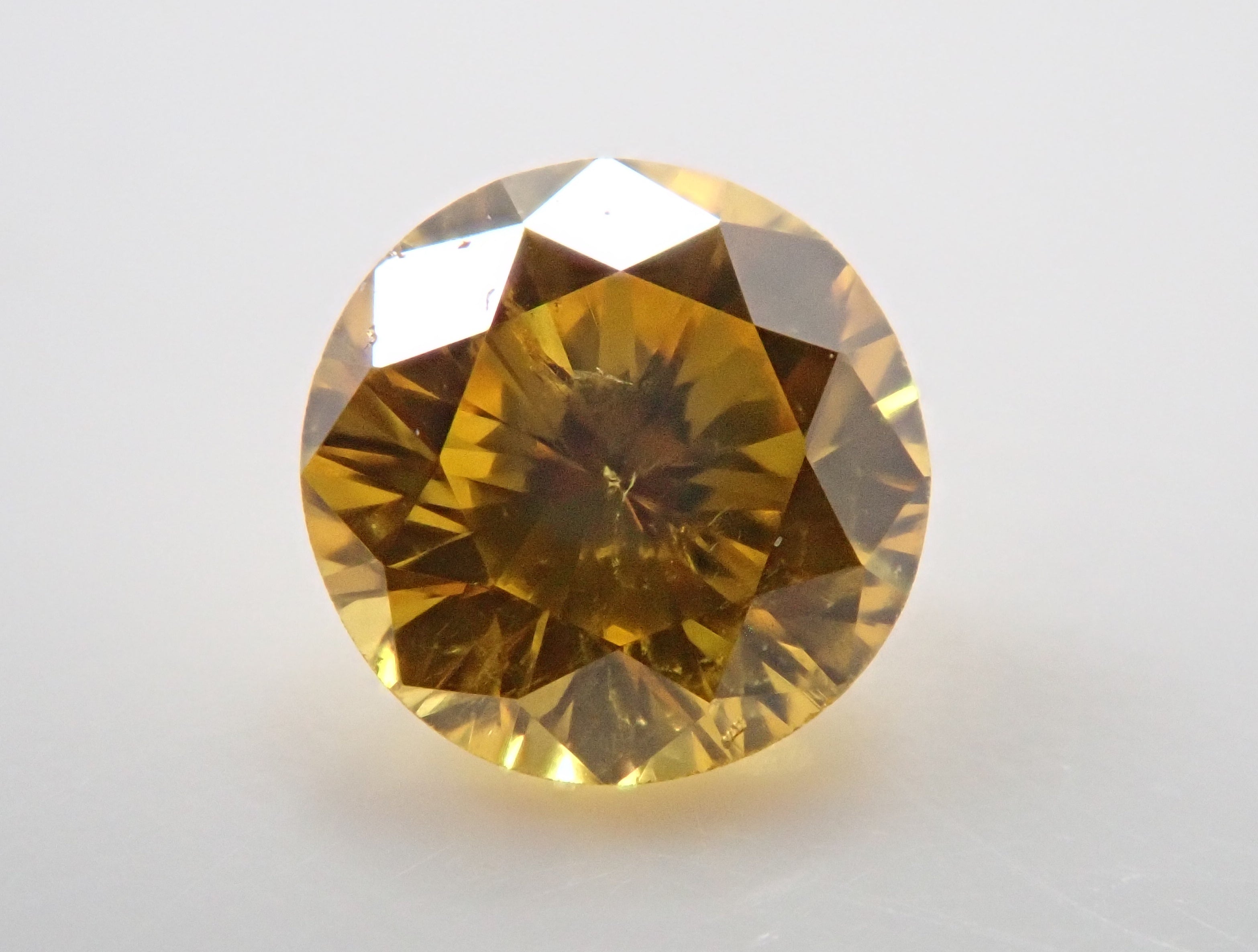 イエローダイヤモンド 0.144ctルース(FANCY VIVID YELLOW, SI-2)