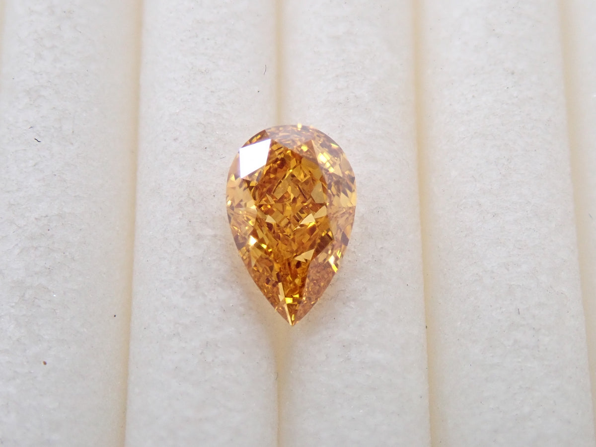 オレンジダイヤモンド 0.348ctルース(FANCY VIVID YELLOW ORANGE, VS-1)
