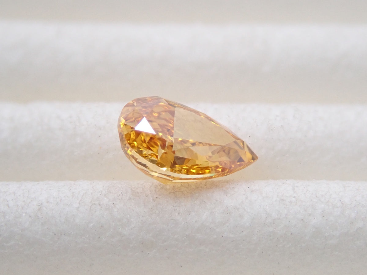 オレンジダイヤモンド 0.348ctルース(FANCY VIVID YELLOW ORANGE, VS-1)