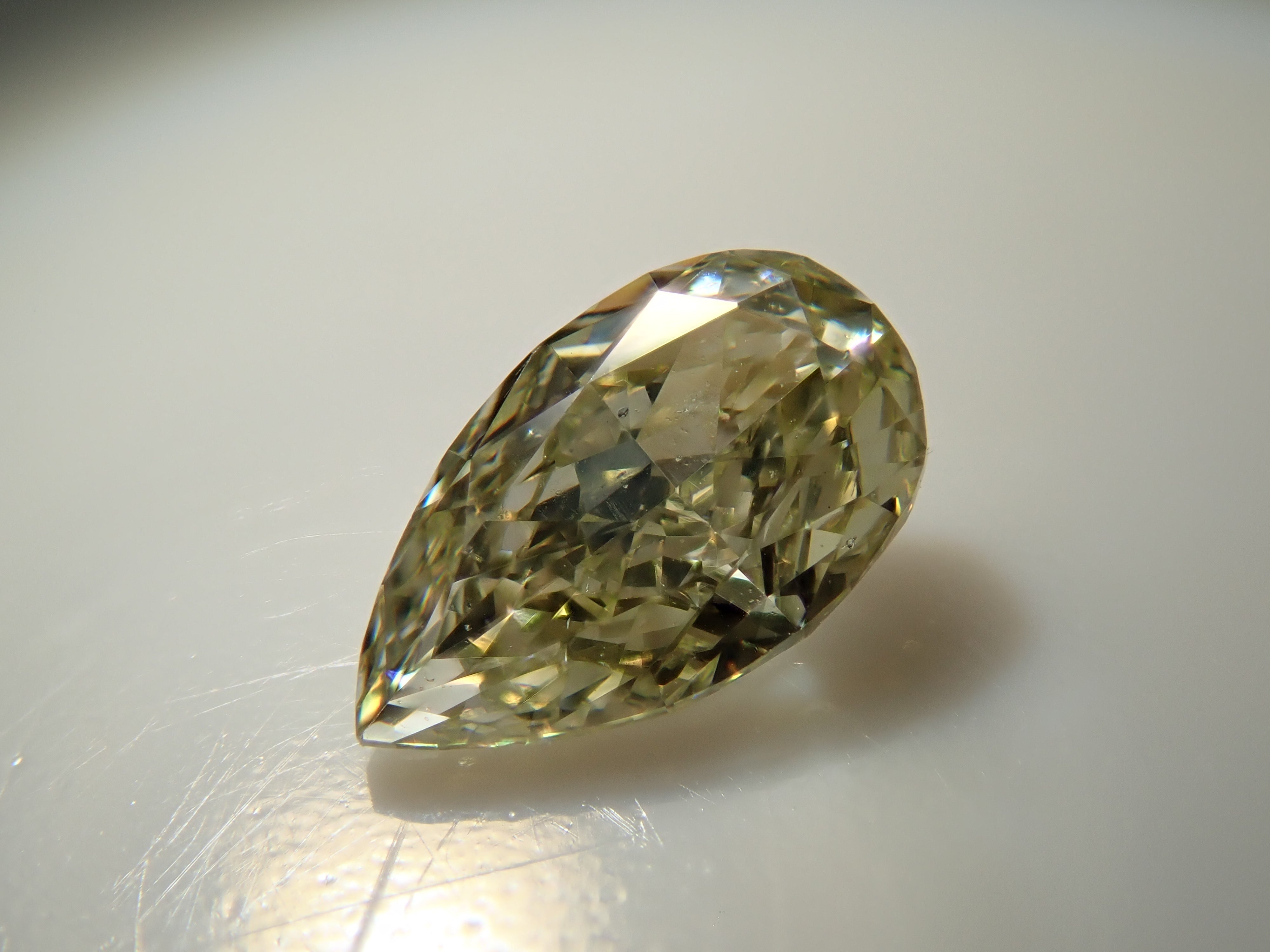 カメレオンダイヤモンド 0.212ctルース(LIGHT BROWNISH GREENISH YELLOW（カメレオン）, SI-1)