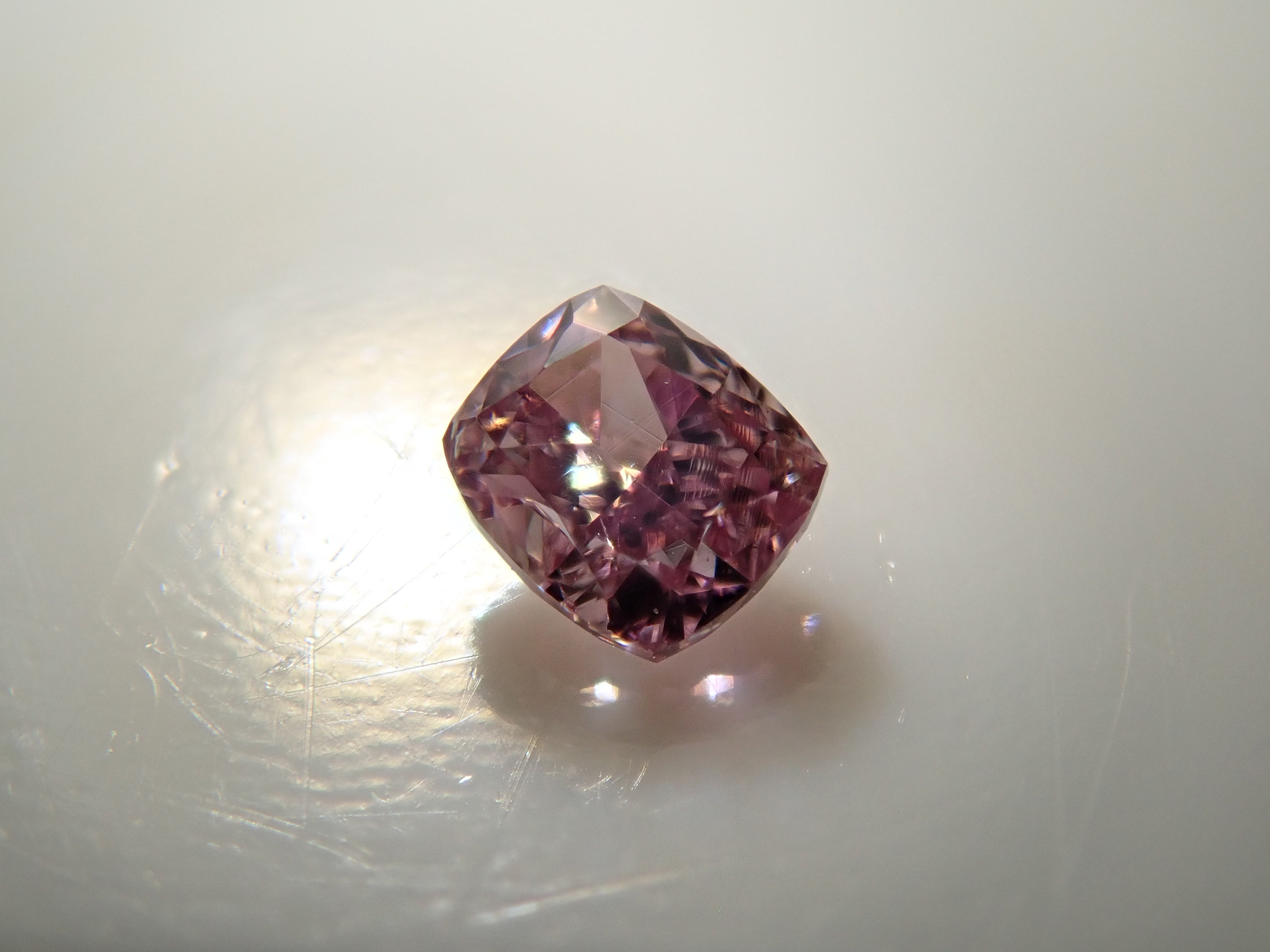 【32501975掲載】ピンクダイヤモンド 0.055ctルース(FANCY INTENSE PURPLISH PINK, SI2)