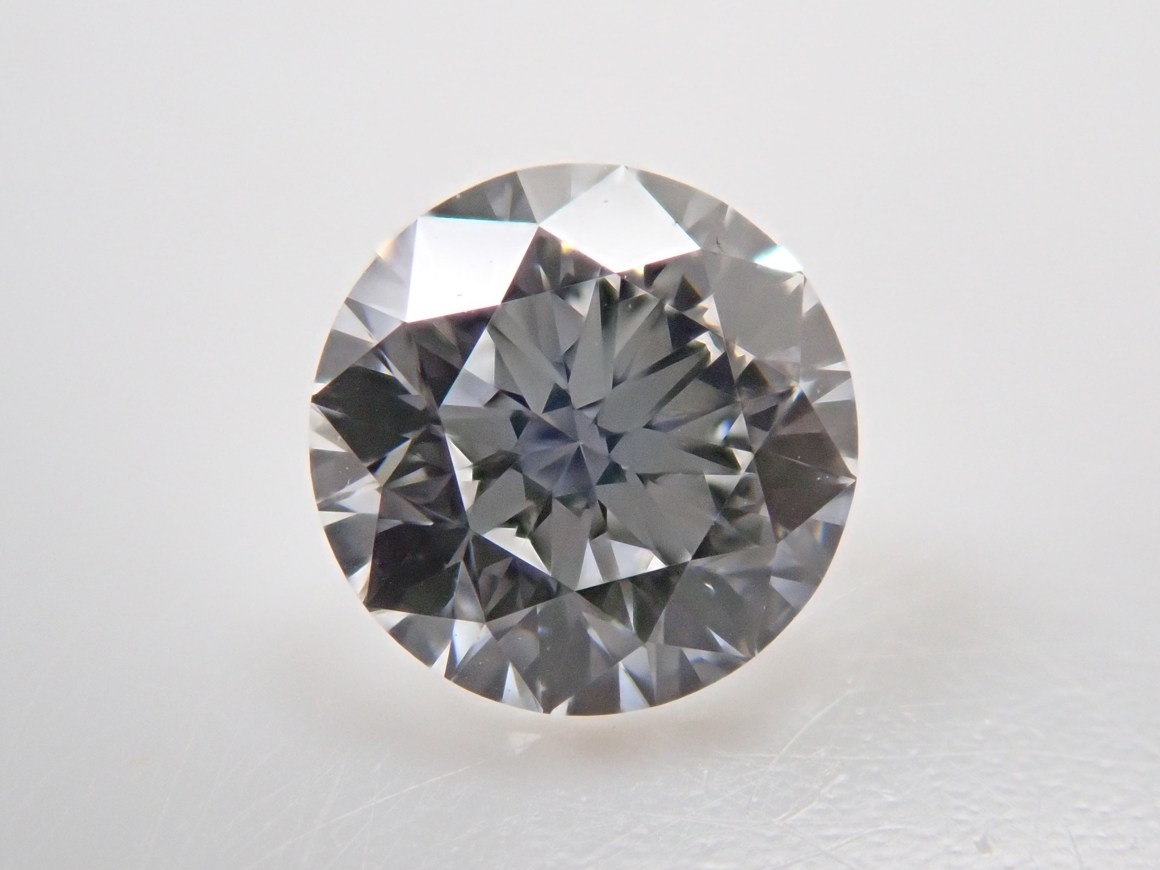【9/4(金)AM10時〆：抽選販売_01】インターナリーフローレスダイヤモンド（H&C） 4.7mm/0.413ctルース(D, IF, 3Excellent H&C)　GIA