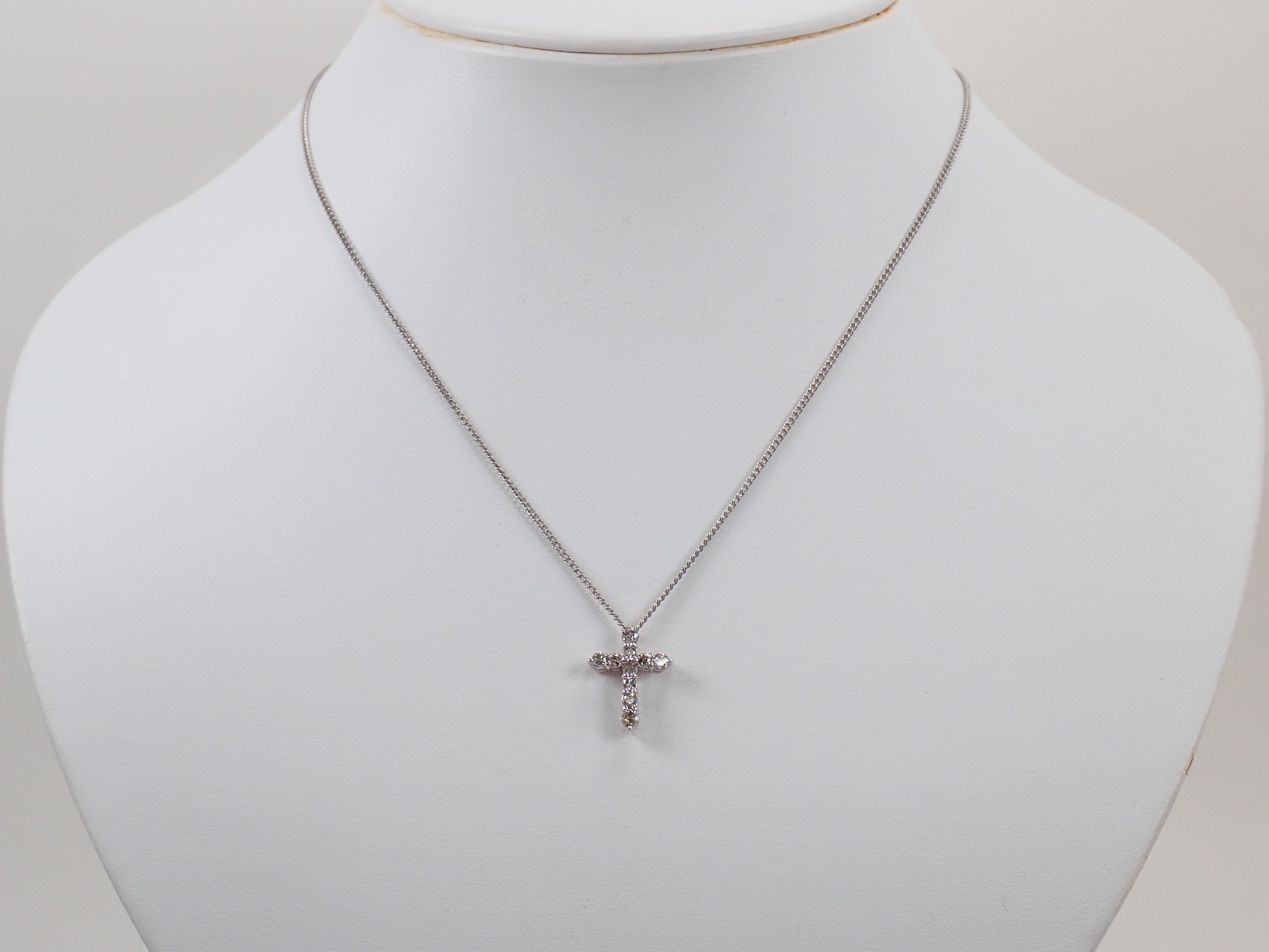 K18WG ダイヤモンド 0.5ct クロスモチーフ ペンダントトップ