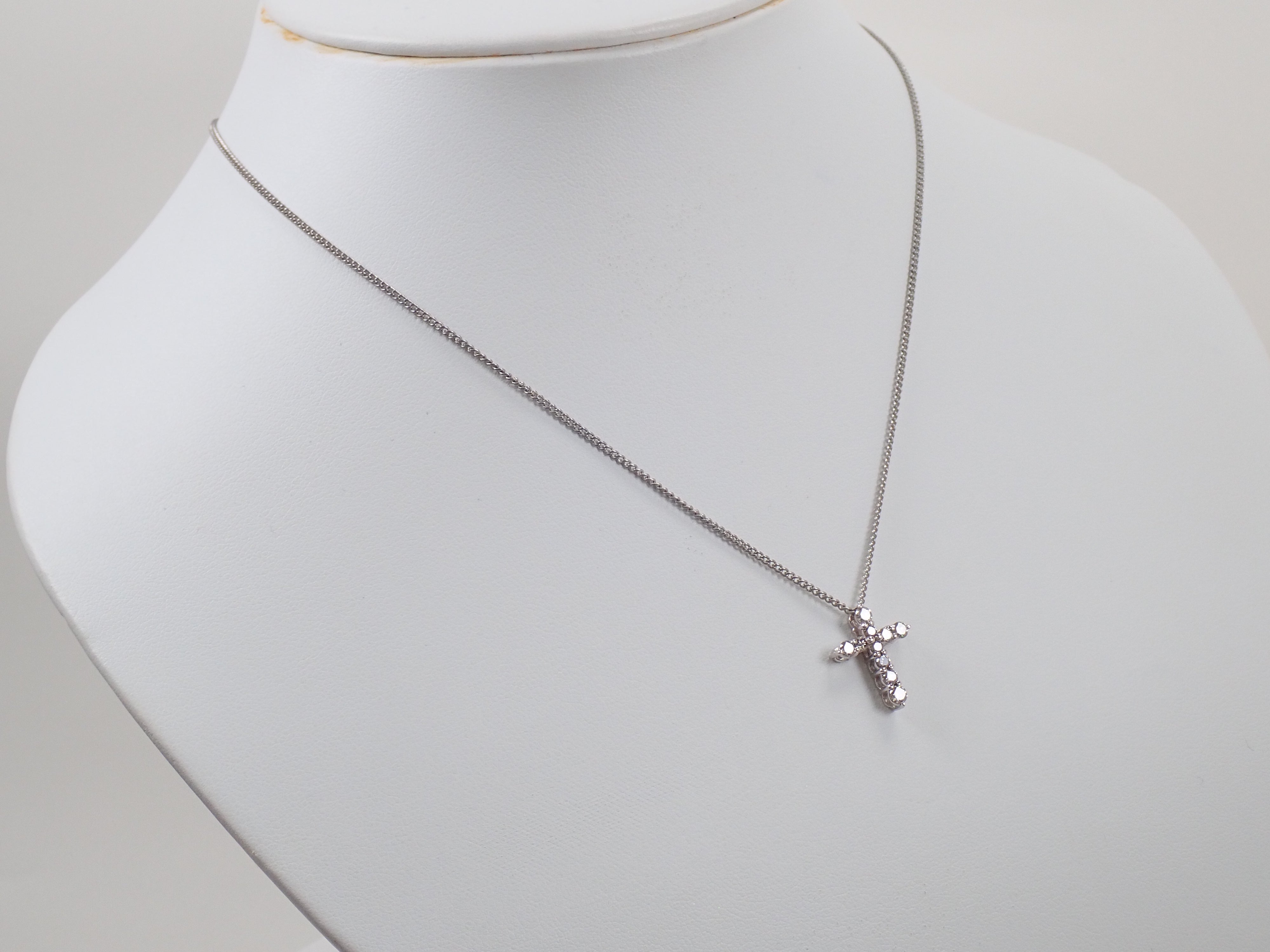 K18WG ダイヤモンド 0.5ct クロスモチーフ ペンダントトップ