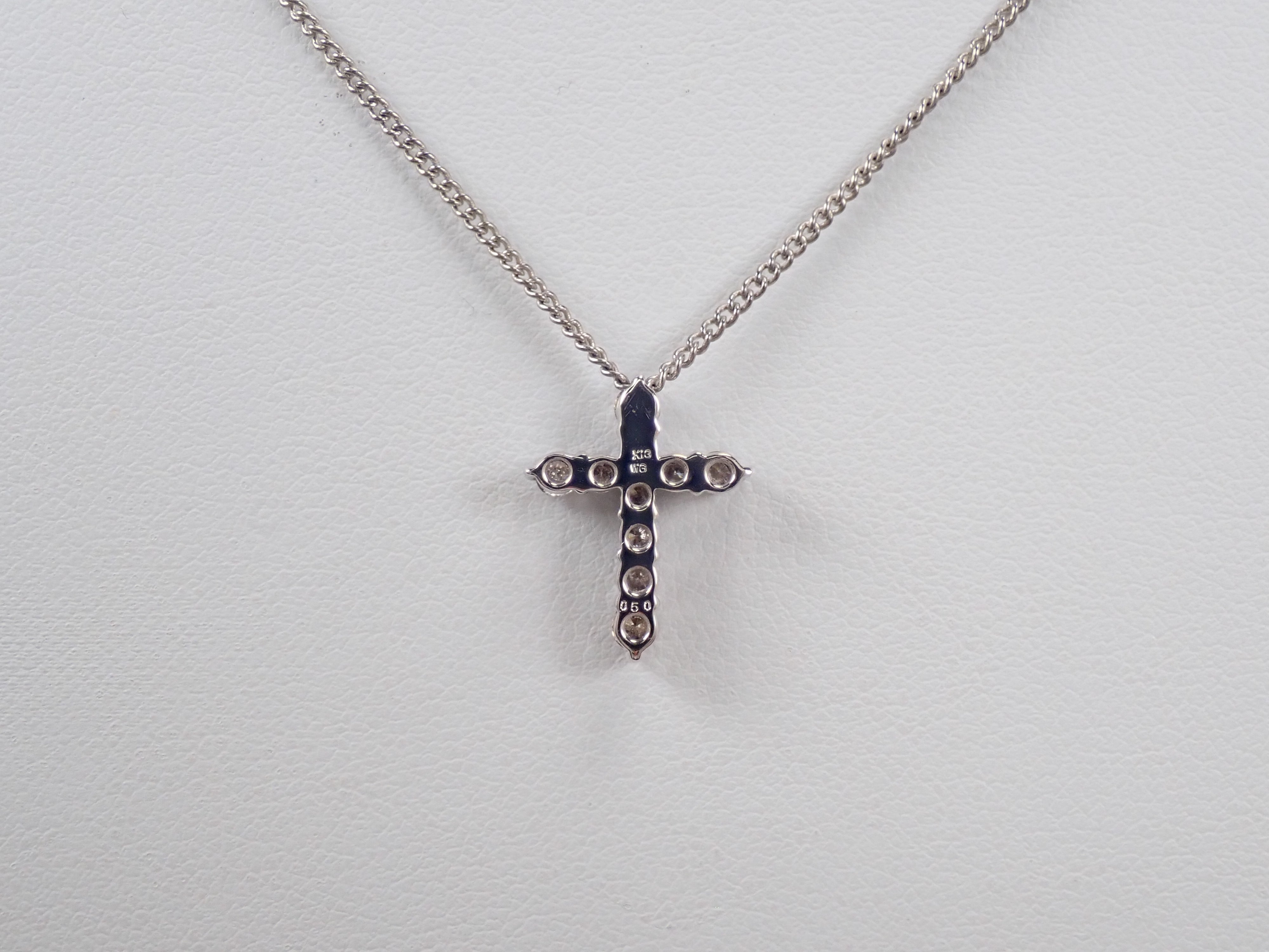 K18WG ダイヤモンド 0.5ct クロスモチーフ ペンダントトップ
