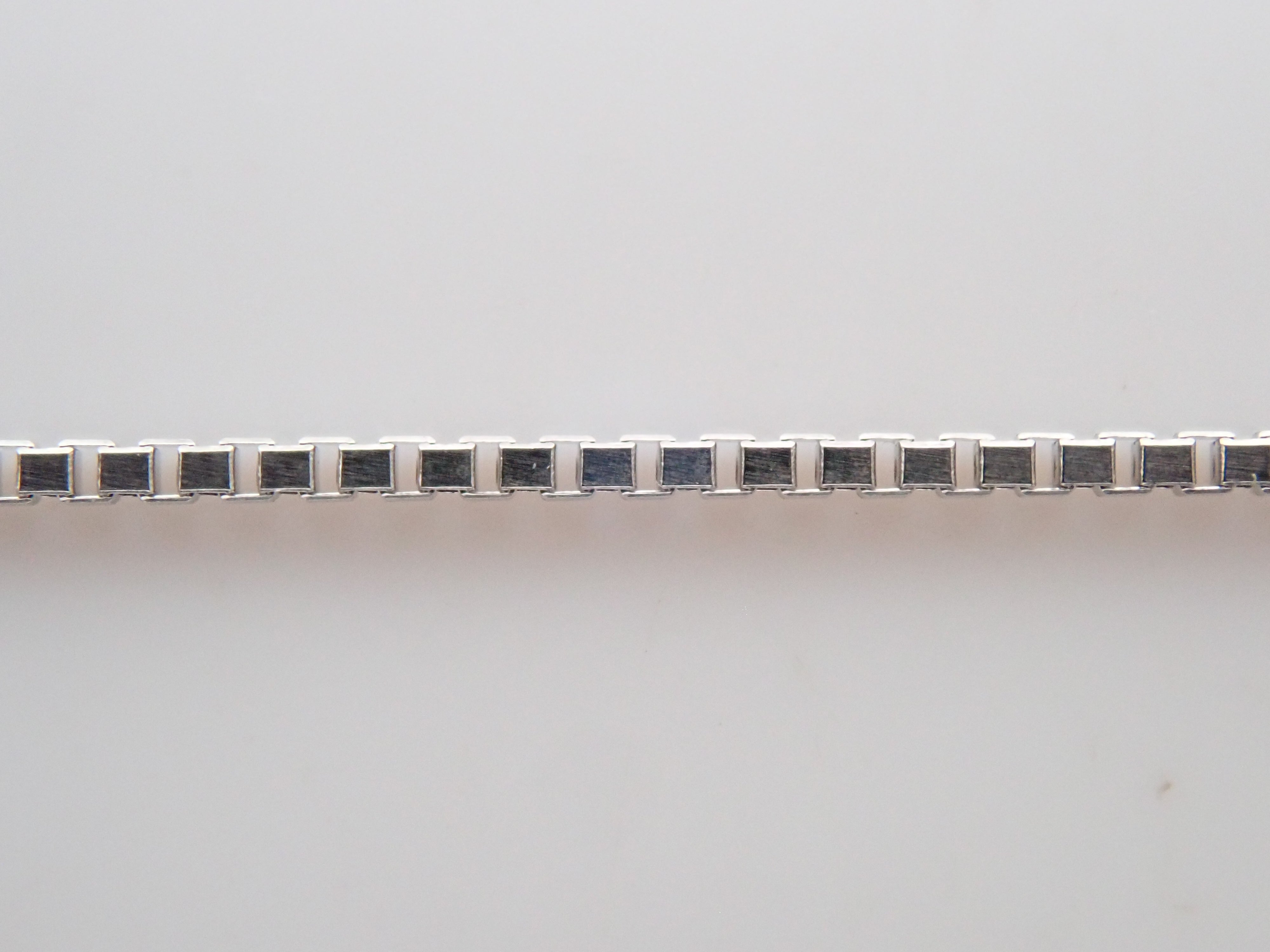 [Published on 22602751] Pt850 Chain