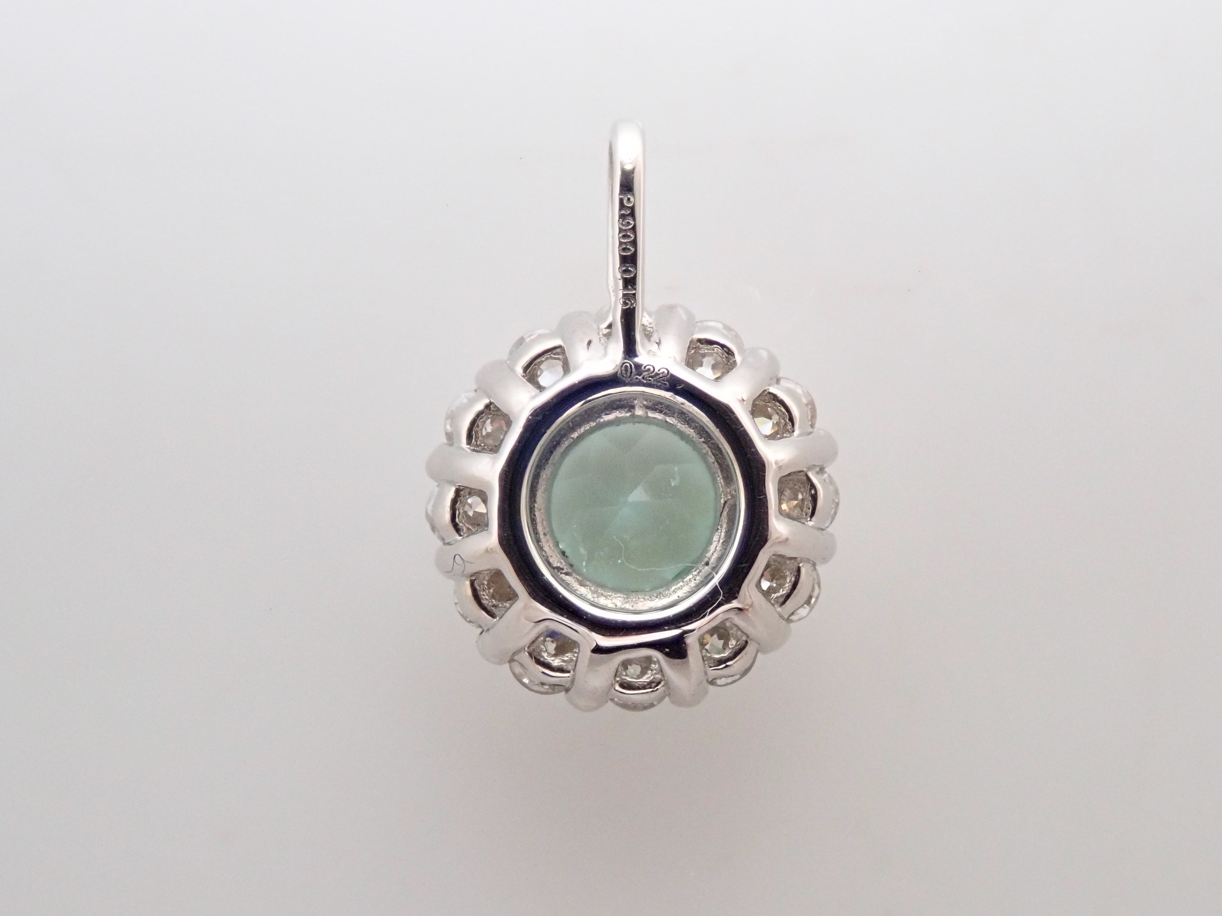 【抽選販売0812_02】Pt900 コロンビア産ミントカラーエメラルド 4mm/0.22ct ・ダイヤモンド0.16ctペンダントトップ（ネックレストップ）鑑別書