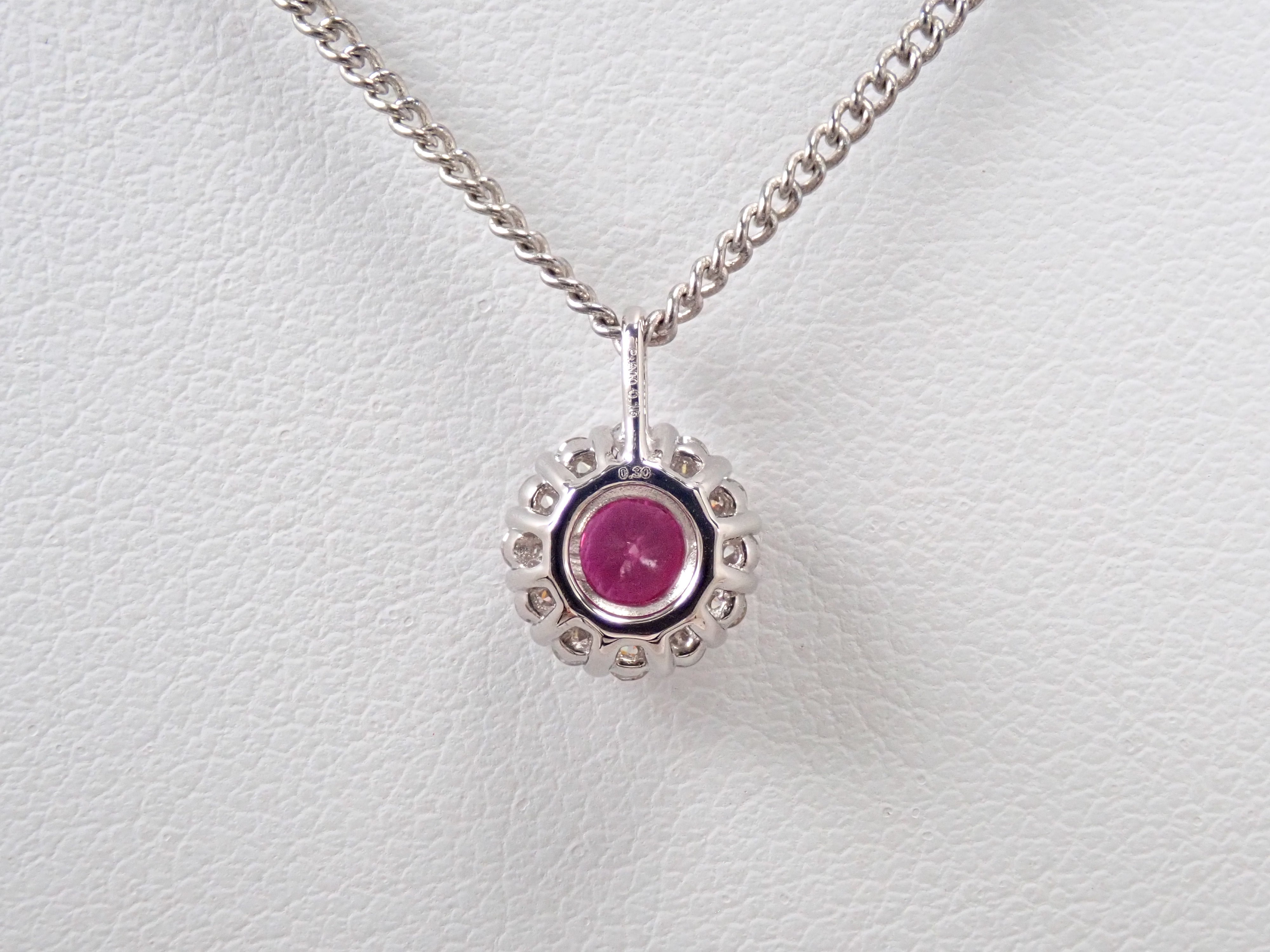 【抽選販売0812_05】Pt900 モザンビーク産ルビー 4mm/0.3ct ・ダイヤモンド0.16ctペンダントトップ（ネックレストップ）鑑別書