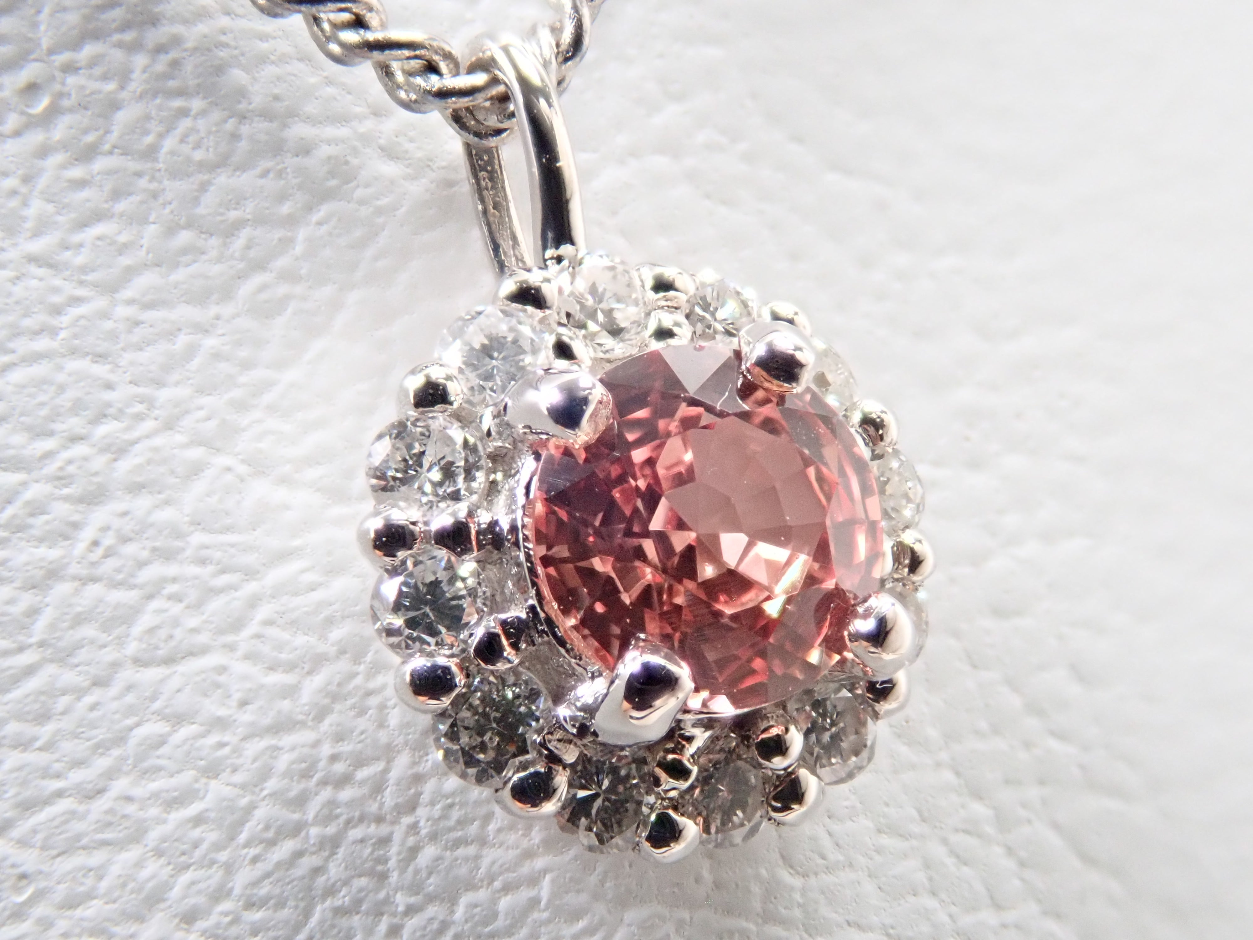 【抽選販売0812_06】Pt900 マダガスカル産パパラチアサファイア 4.2mm/0.34ct ・ダイヤモンド0.18ctペンダントトップ（ネックレストップ）中宝鑑