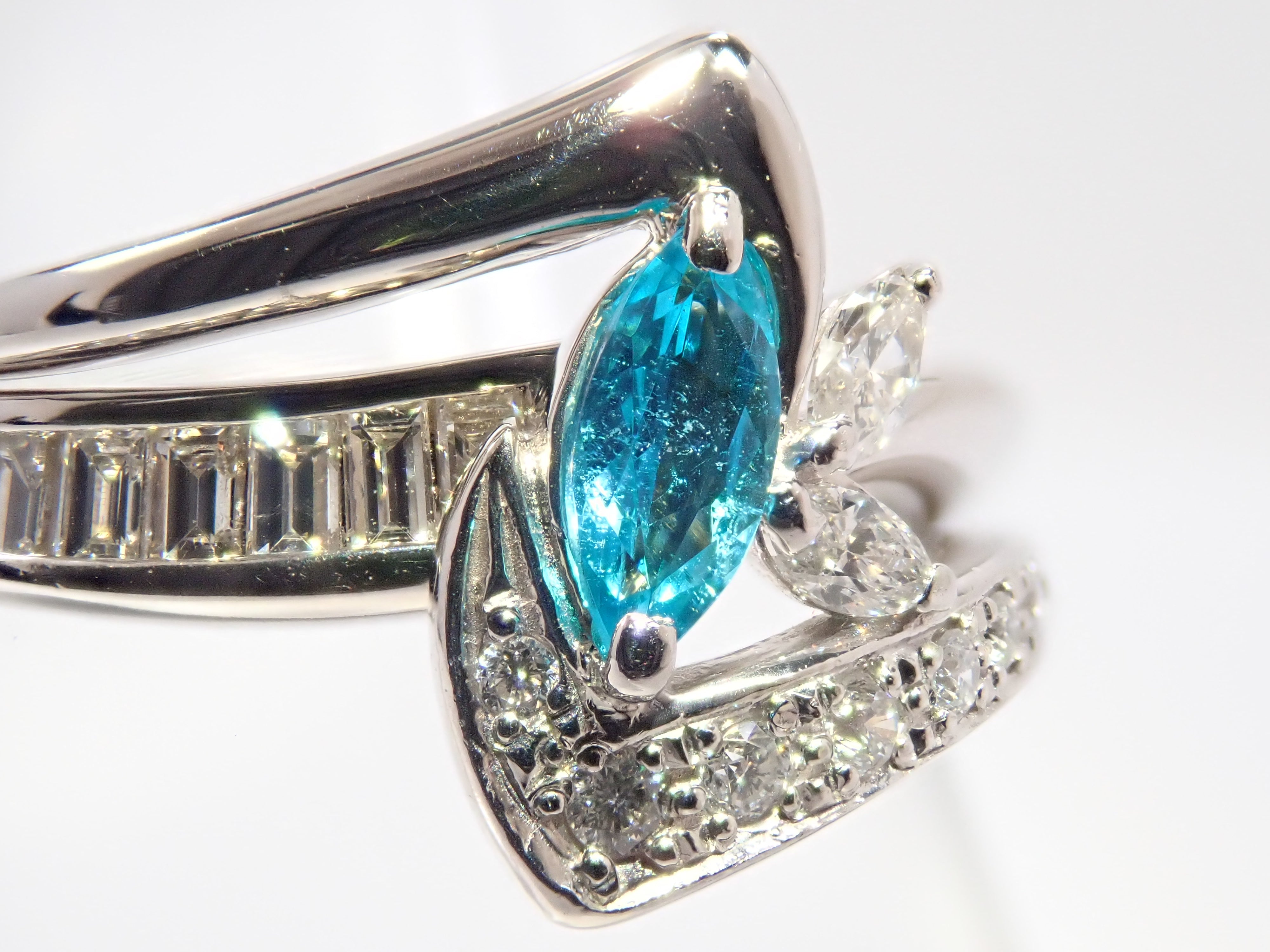 【抽選販売0812_12】Pt900 ブラジル産パライバトルマリン 0.175ct ・ダイヤモンド0.185リング（CuO:1.4%、MnO:0.2%）
