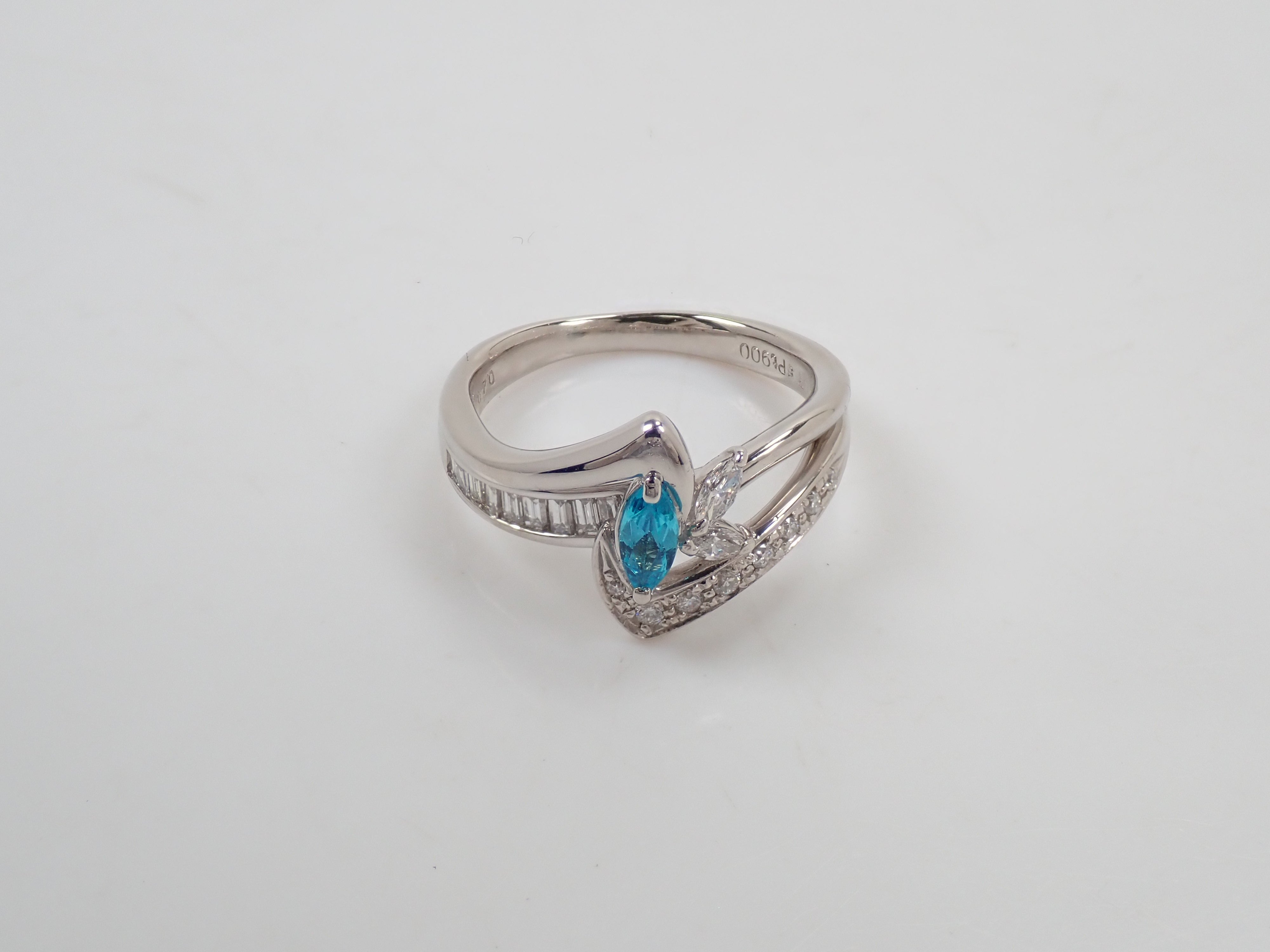 【抽選販売0812_12】Pt900 ブラジル産パライバトルマリン 0.175ct ・ダイヤモンド0.185リング（CuO:1.4%、MnO:0.2%）