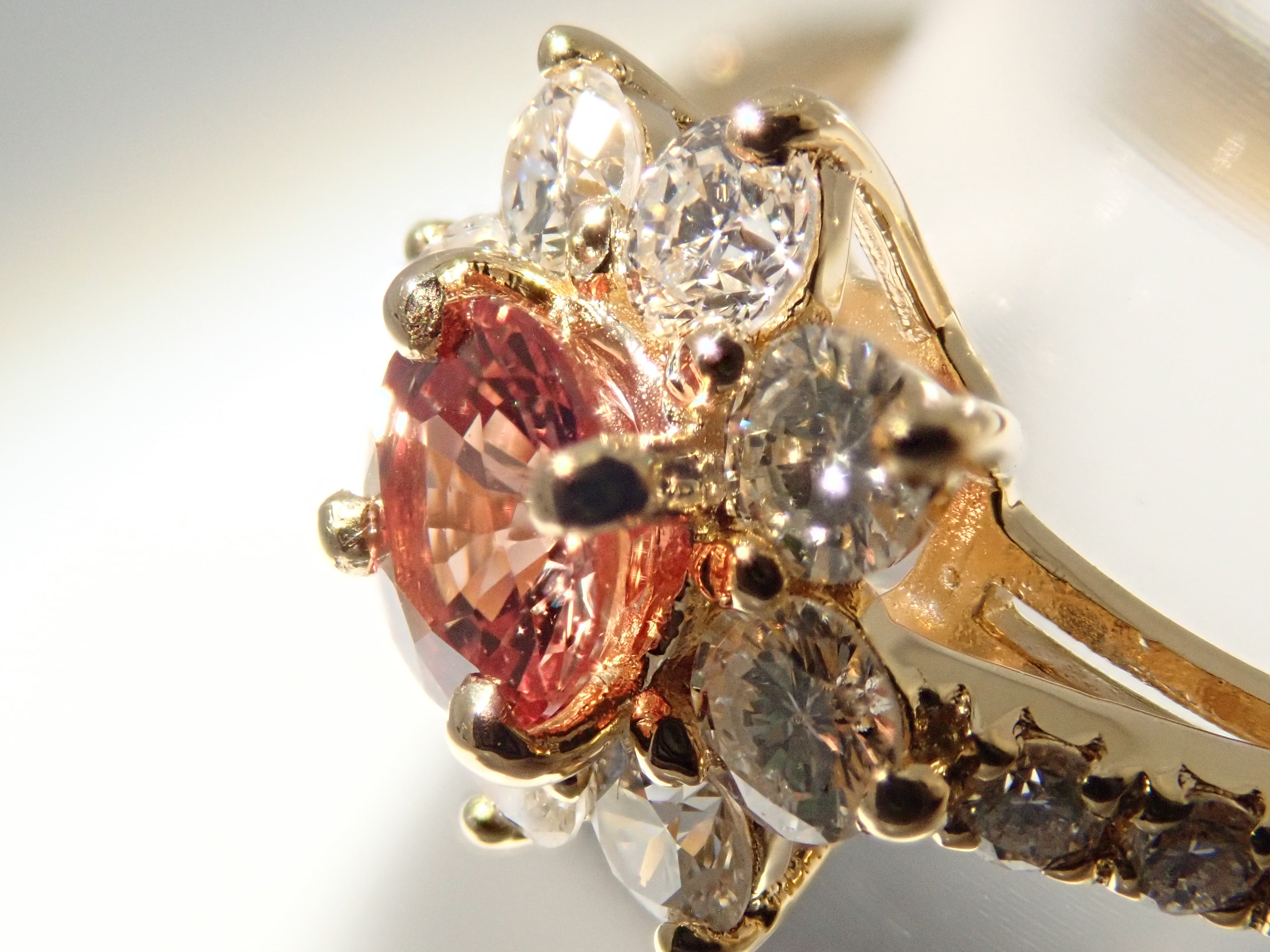 【抽選販売0812_11】K18 マダガスカル産パパラチアサファイア 0.412ct・ダイヤモンド0.57ctリング