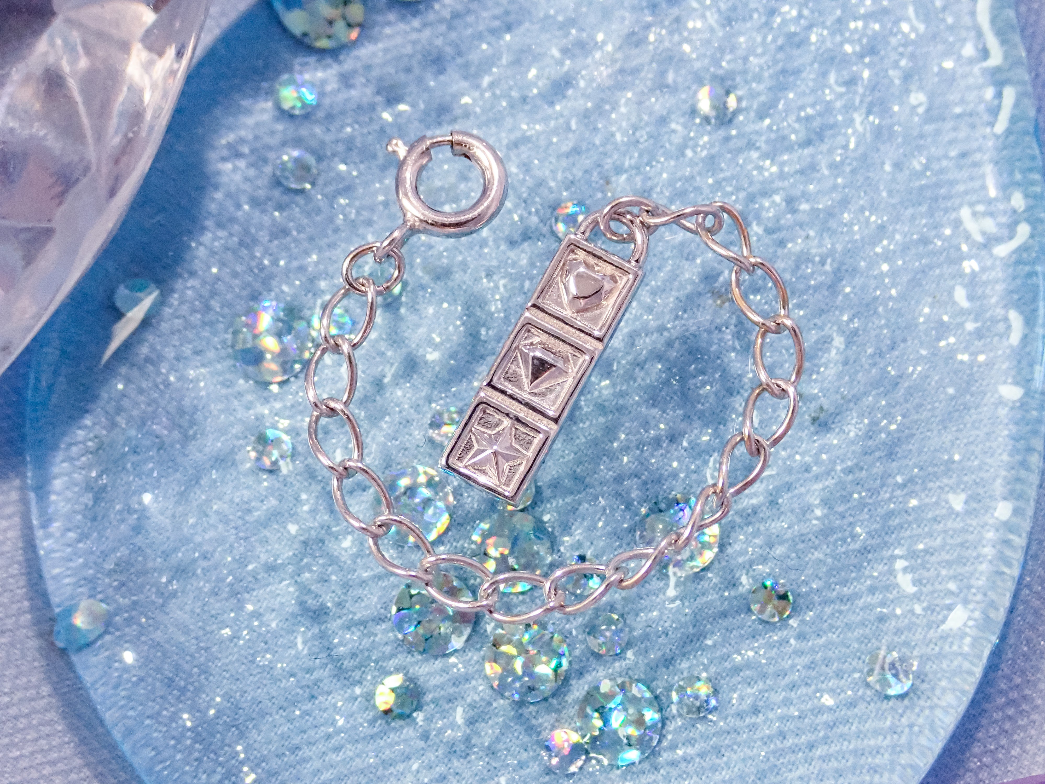 [Available at 10:00 PM on November 21, 2025] Adult Sebon Star Adjuster Charm (Not available for individual purchase)