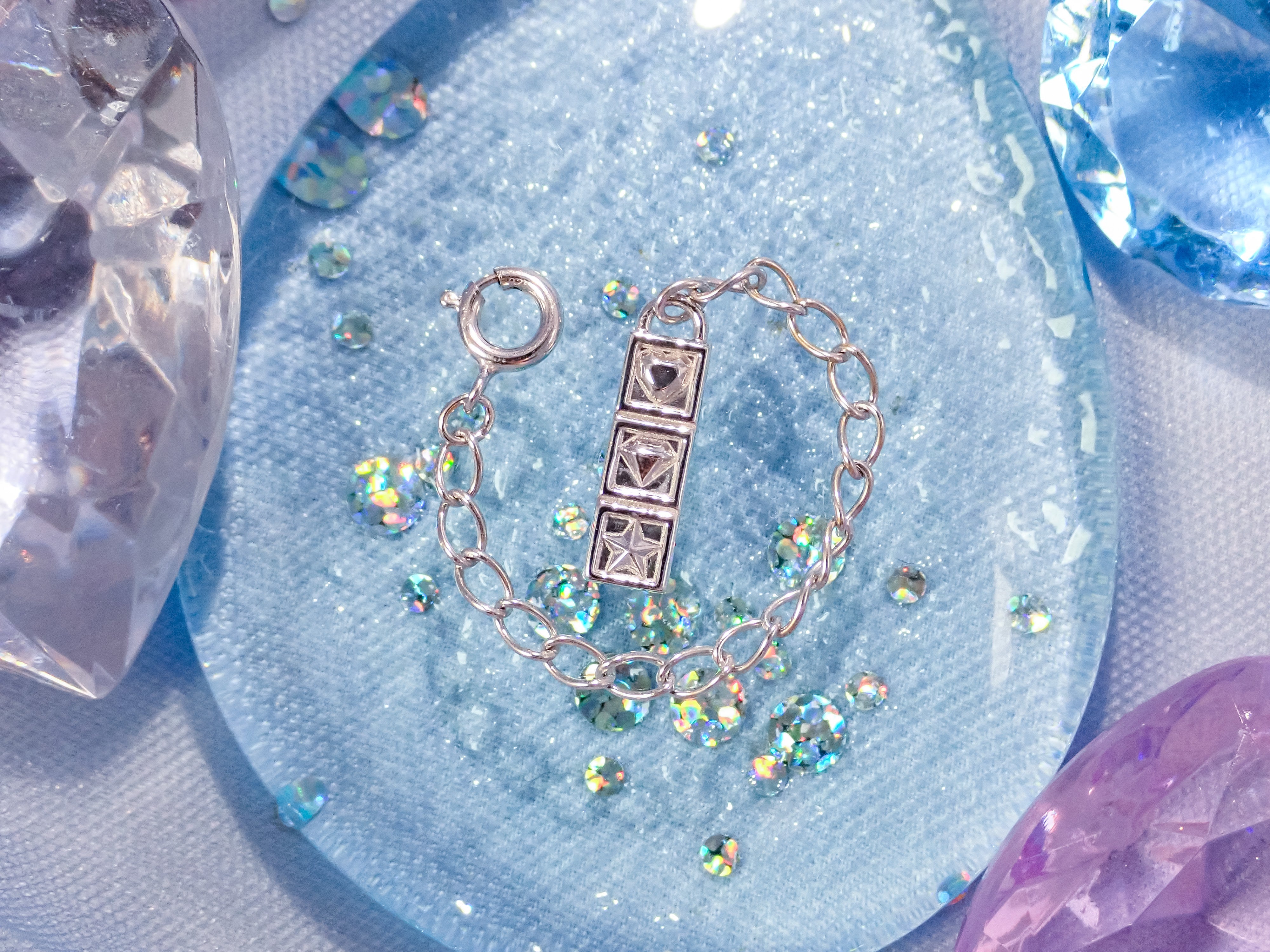 [Available at 10:00 PM on November 21, 2025] Adult Sebon Star Adjuster Charm (Not available for individual purchase)