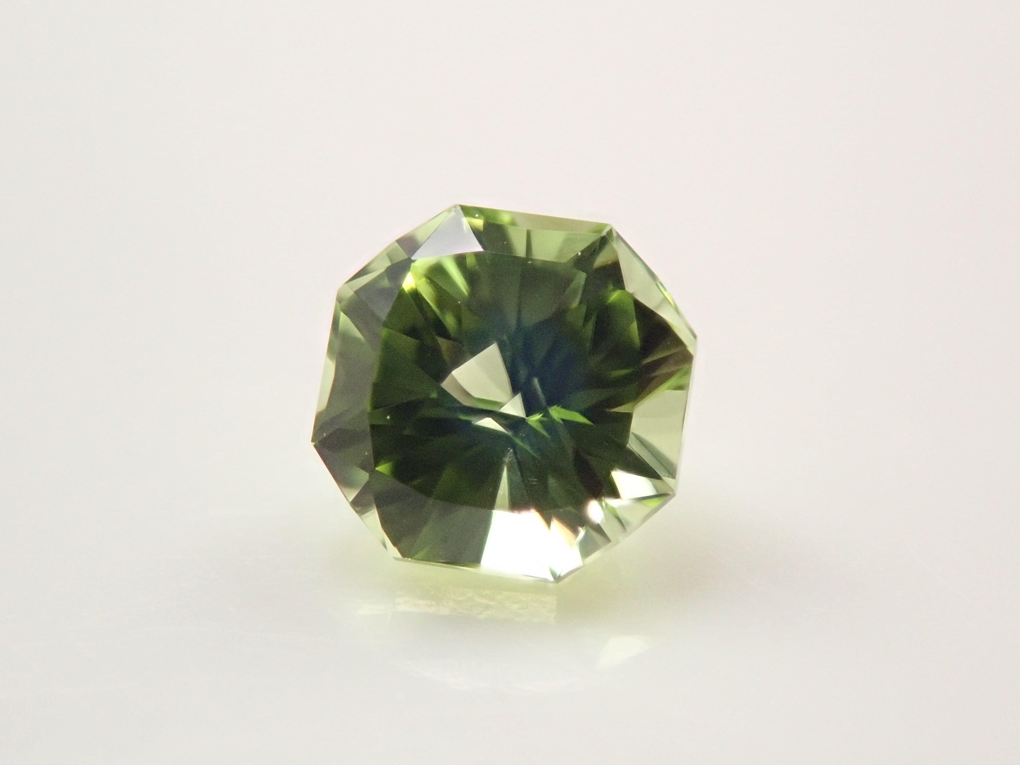 ペリドット - 通販｜宝石鑑定士が運営【カラッツSTORE】