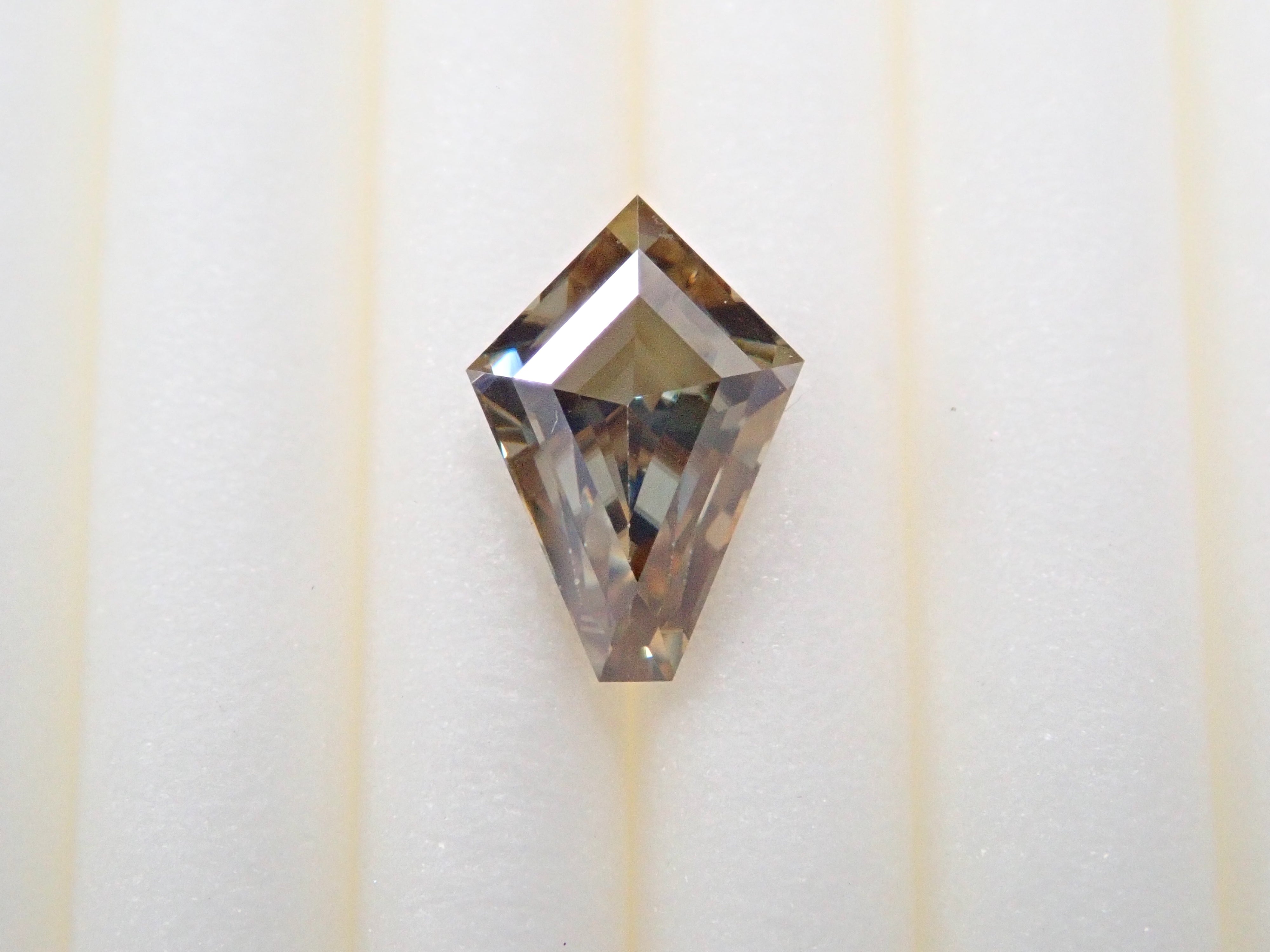 【11/11 22時販売】合成モアッサナイト 0.509ctルース