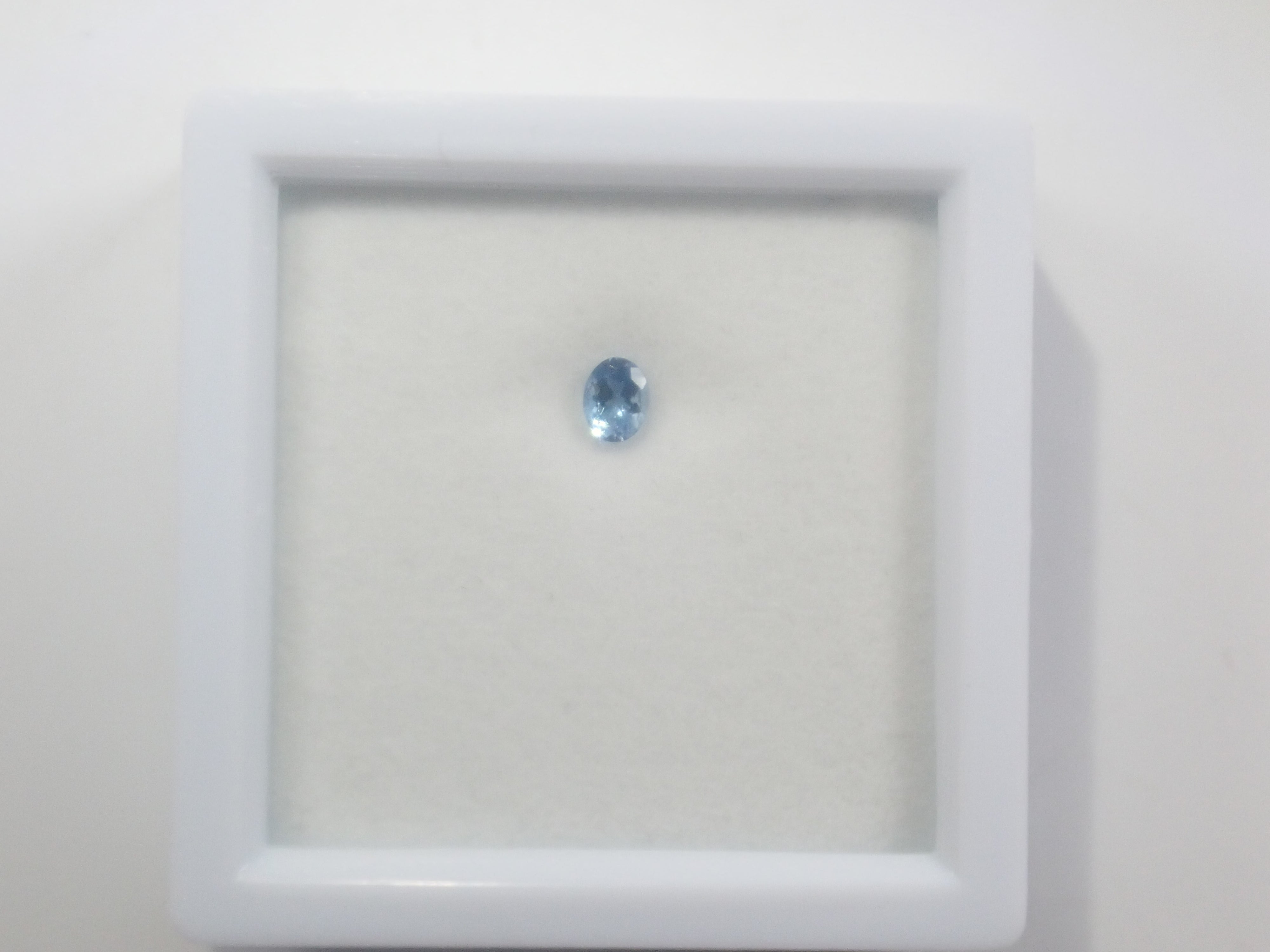 [6/ 10 PM JST Release] 《Limited to 11 Stones》Bicolor Gemstone Gacha featuring Paraiba Tourmaline and Euclase 《Bulk Purchase Discount Available》