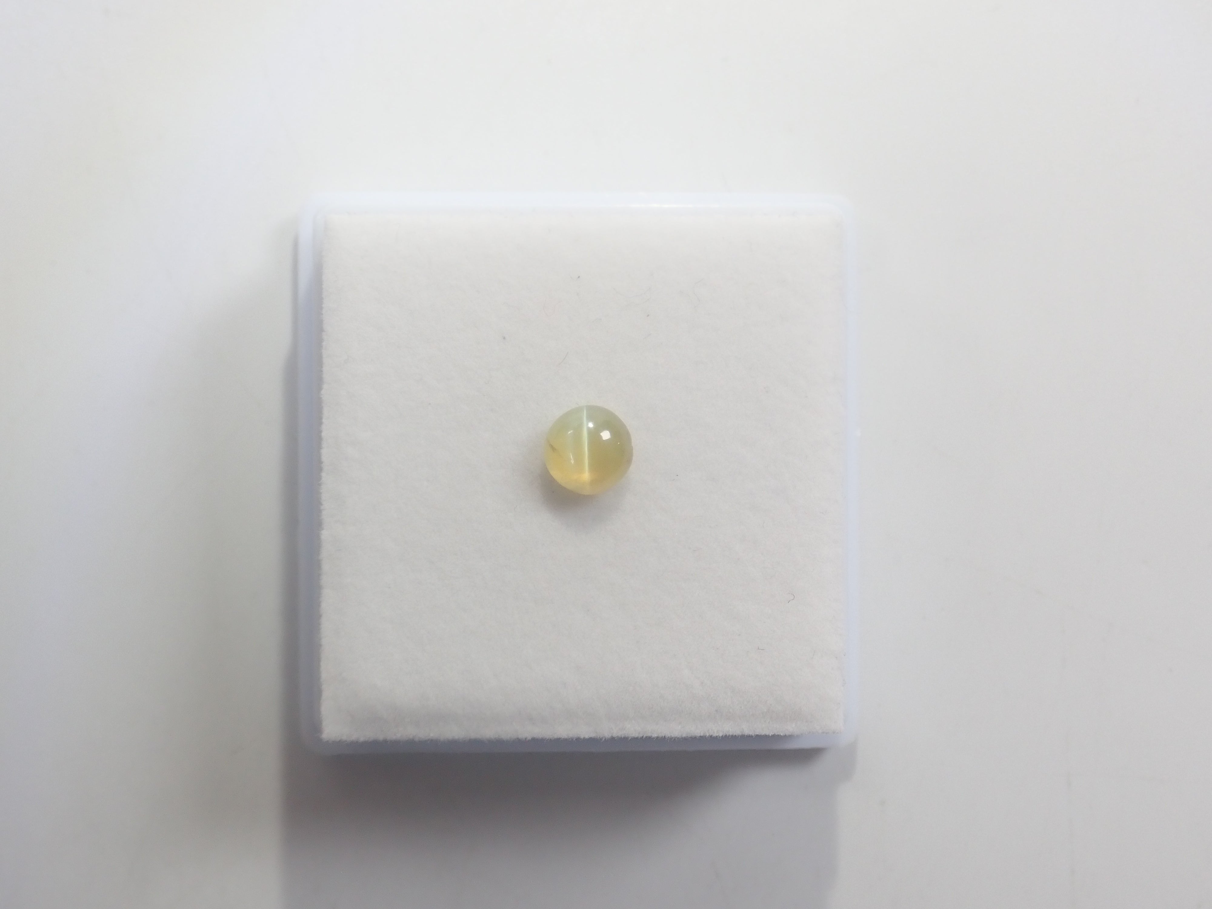 [6/ 10 PM JST Release] 《Limited to 11 Stones》Bicolor Gemstone Gacha featuring Paraiba Tourmaline and Euclase 《Bulk Purchase Discount Available》