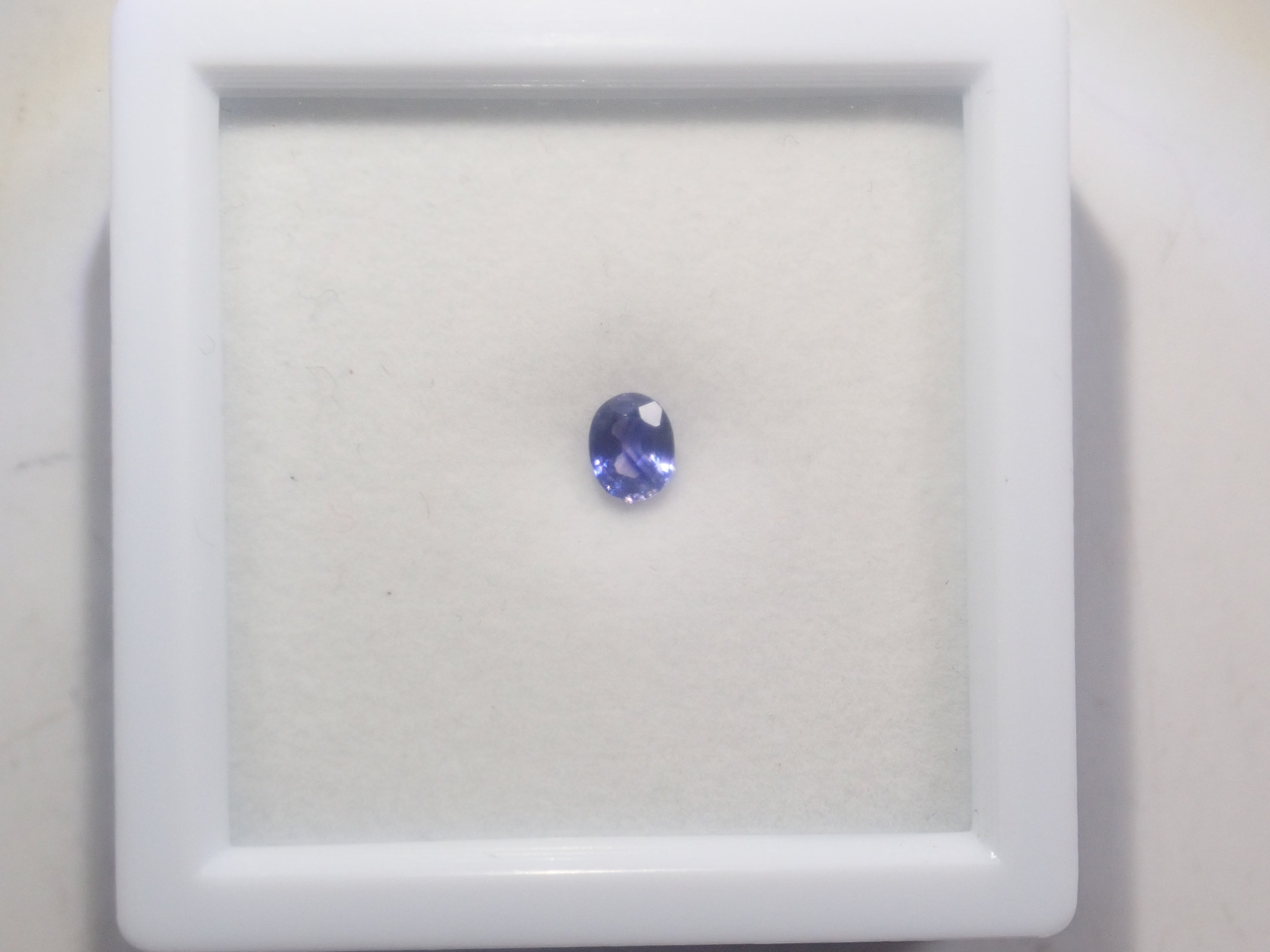 [6/ 10 PM JST Release] 《Limited to 11 Stones》Bicolor Gemstone Gacha featuring Paraiba Tourmaline and Euclase 《Bulk Purchase Discount Available》