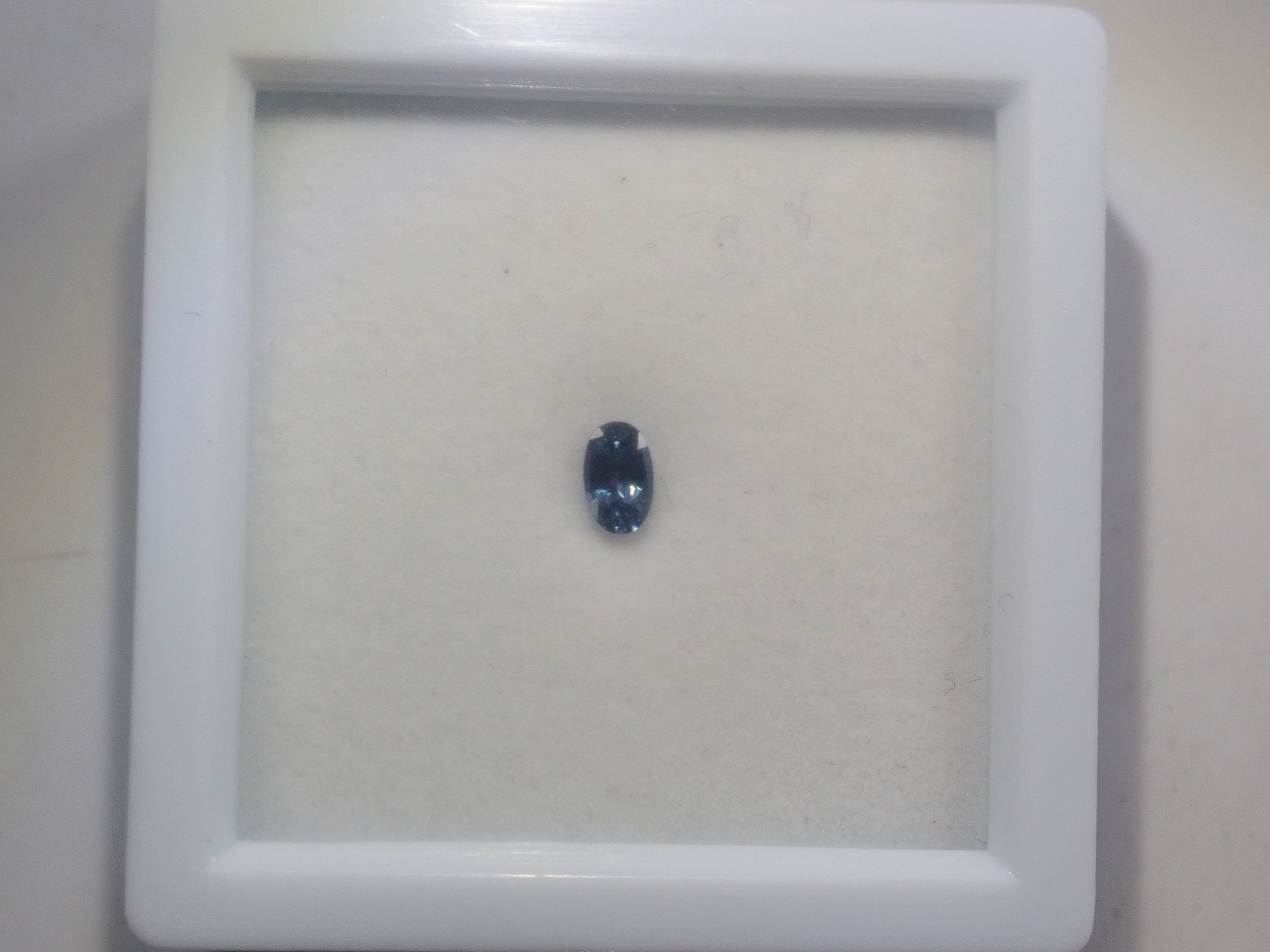 [6/ 10 PM JST Release] 《Limited to 11 Stones》Bicolor Gemstone Gacha featuring Paraiba Tourmaline and Euclase 《Bulk Purchase Discount Available》