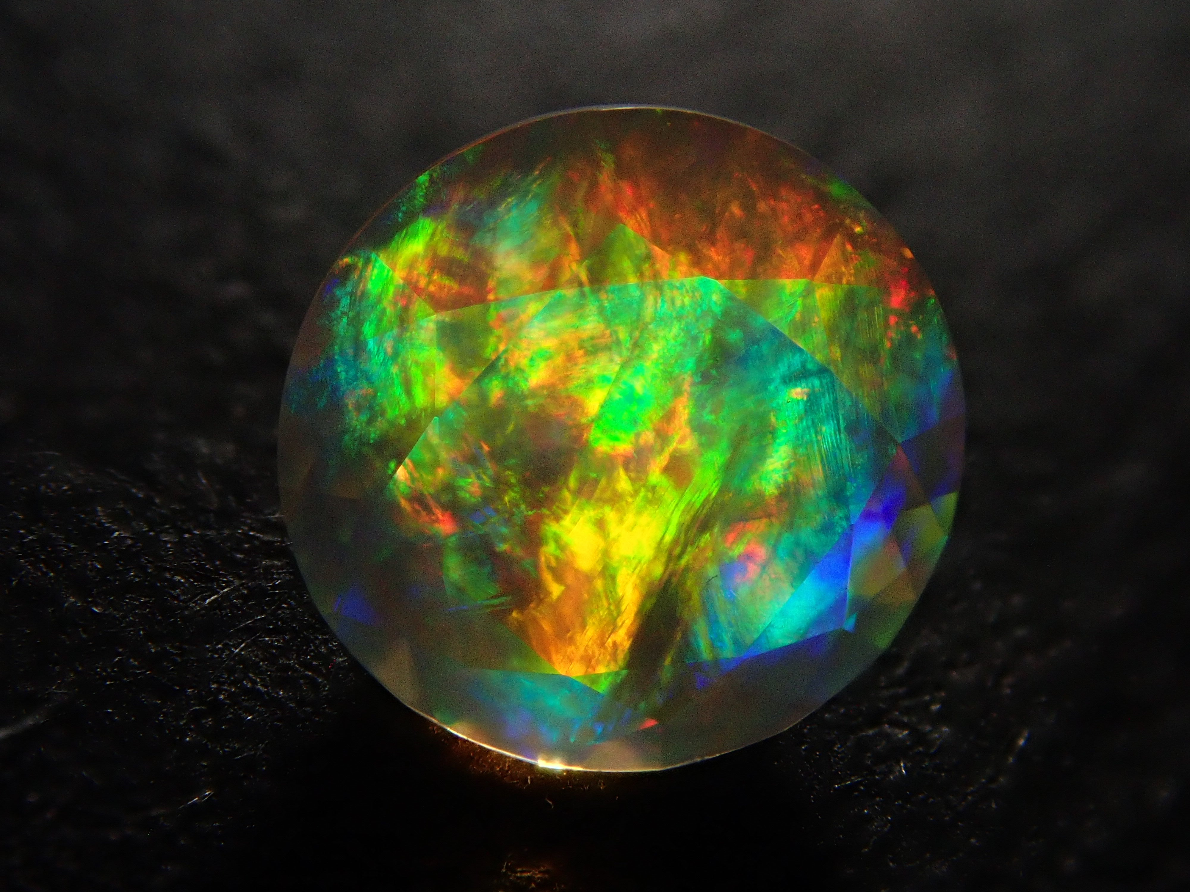 Mexican Opal 5mm/0.331ct Loose (Faceted Cut)