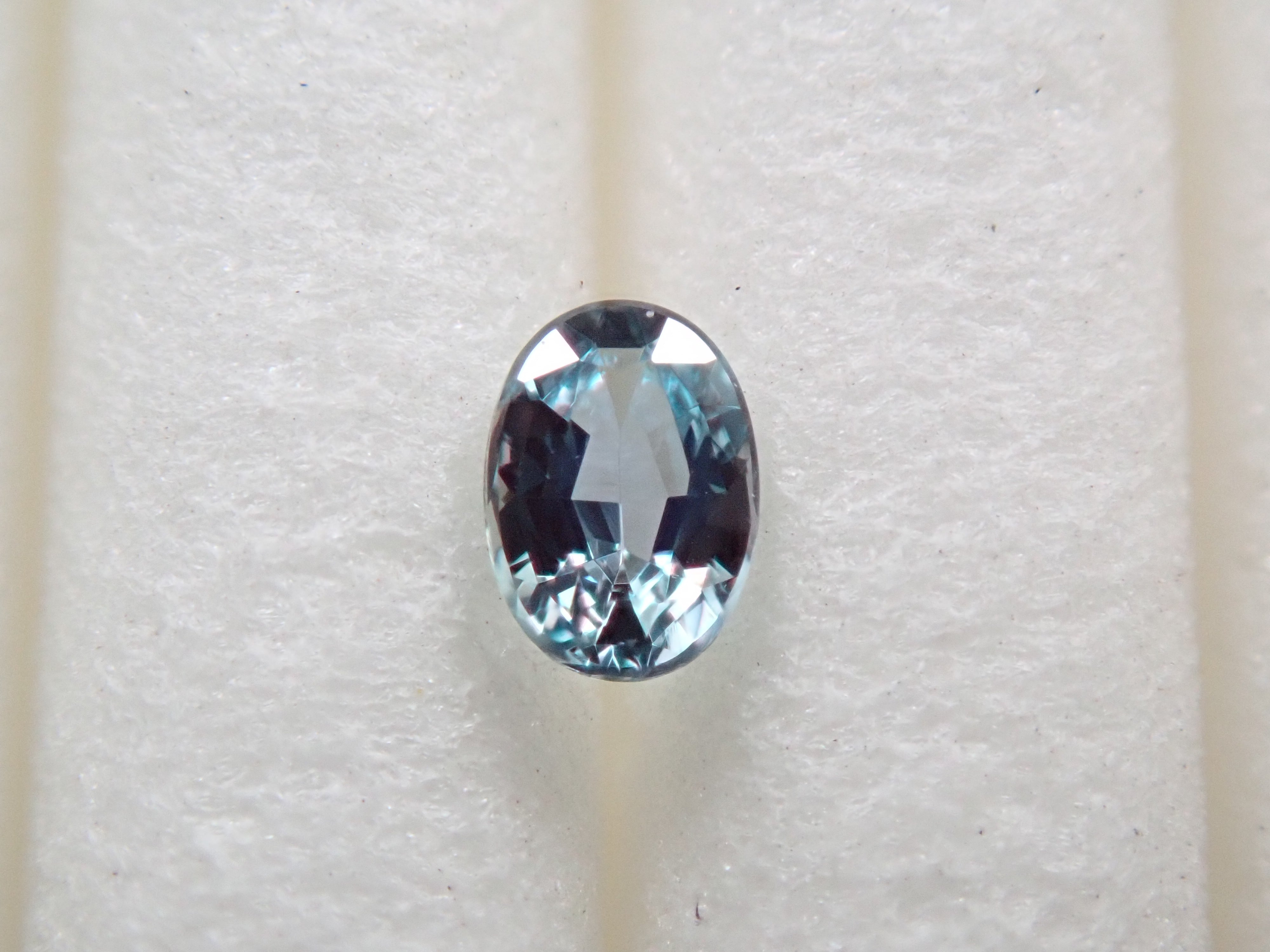 【12544974掲載】ブラジル産アレキサンドライト 0.058ctルース