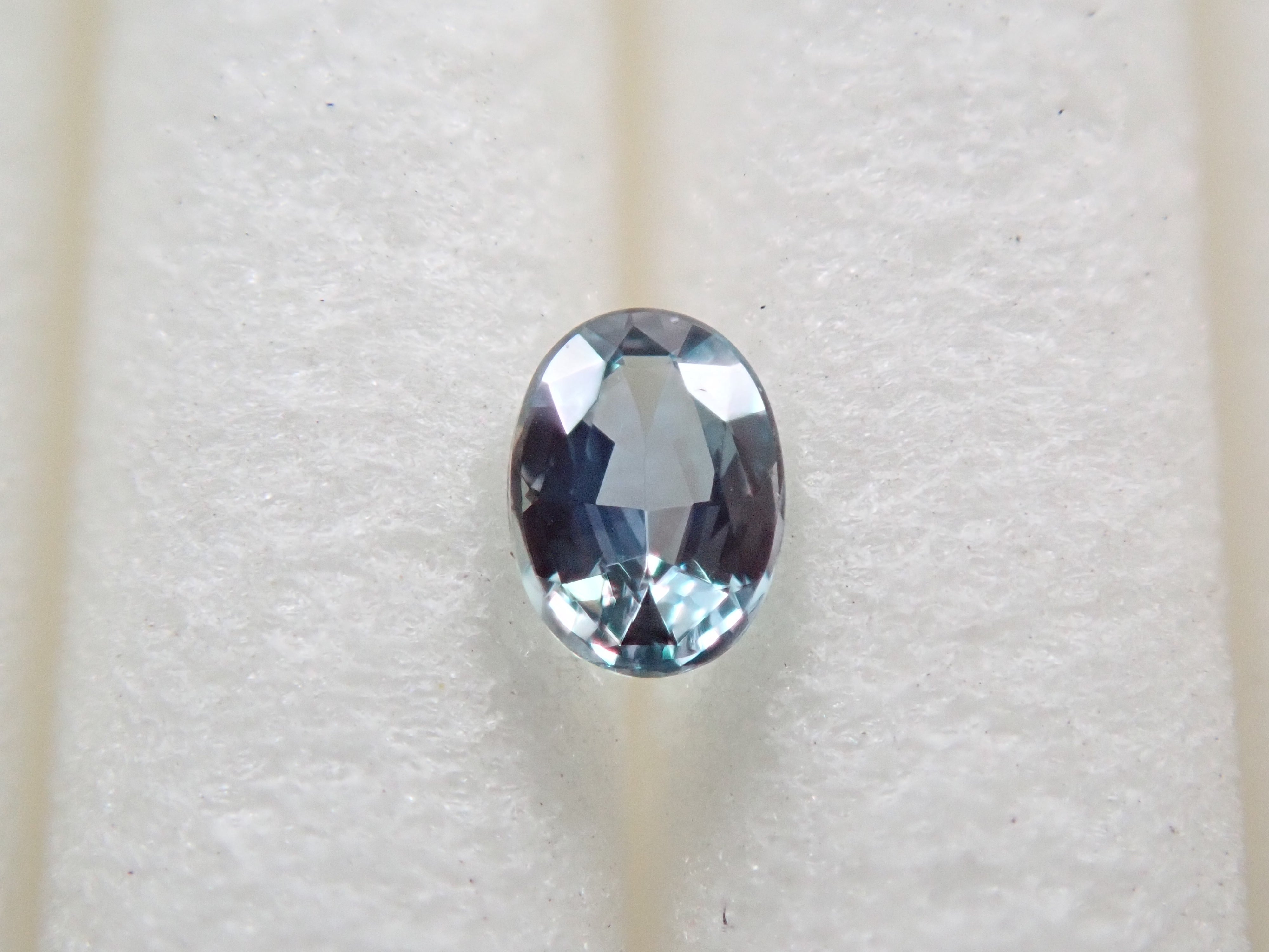 【12544974掲載】ブラジル産アレキサンドライト 0.058ctルース