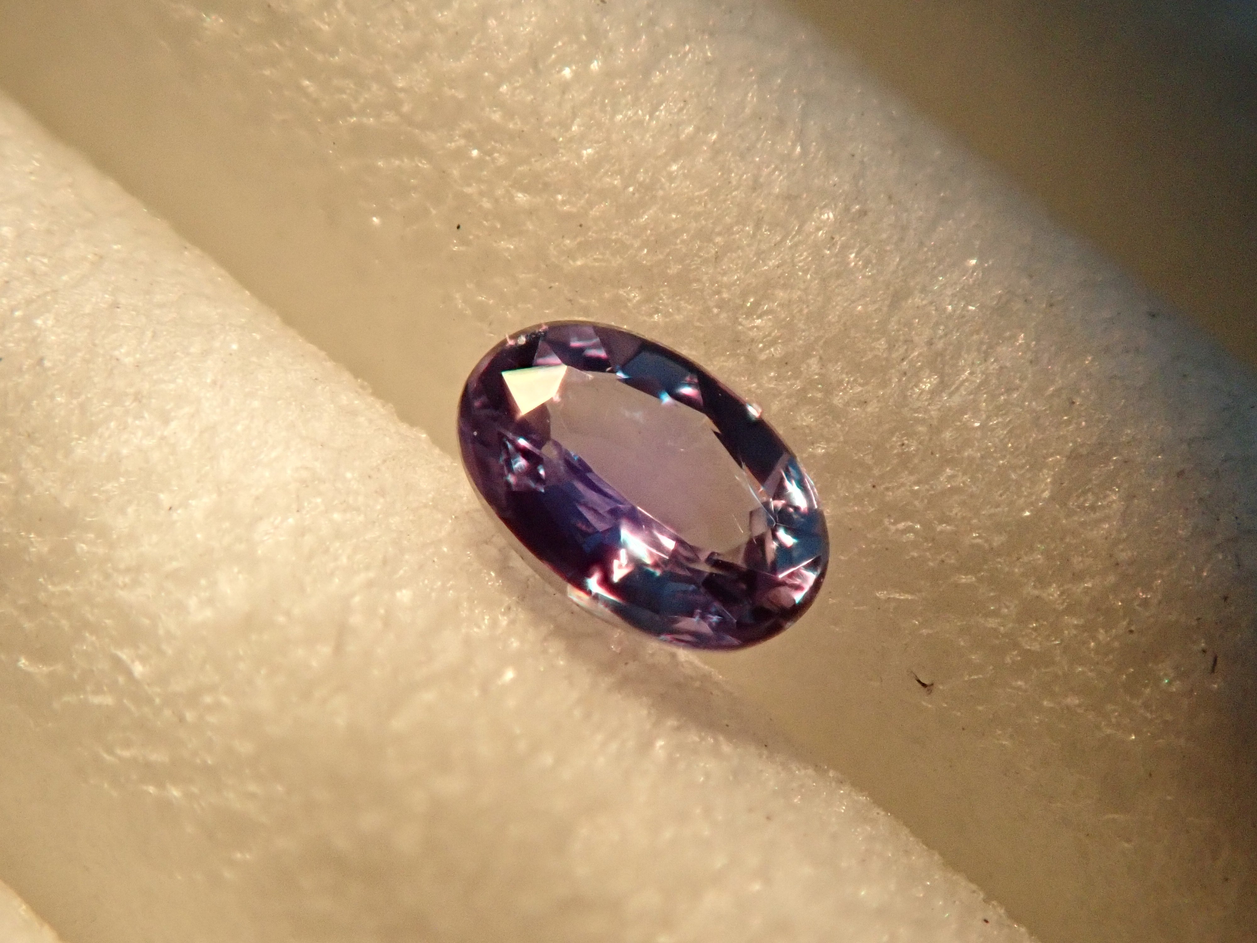 【12544974掲載】ブラジル産アレキサンドライト 0.058ctルース