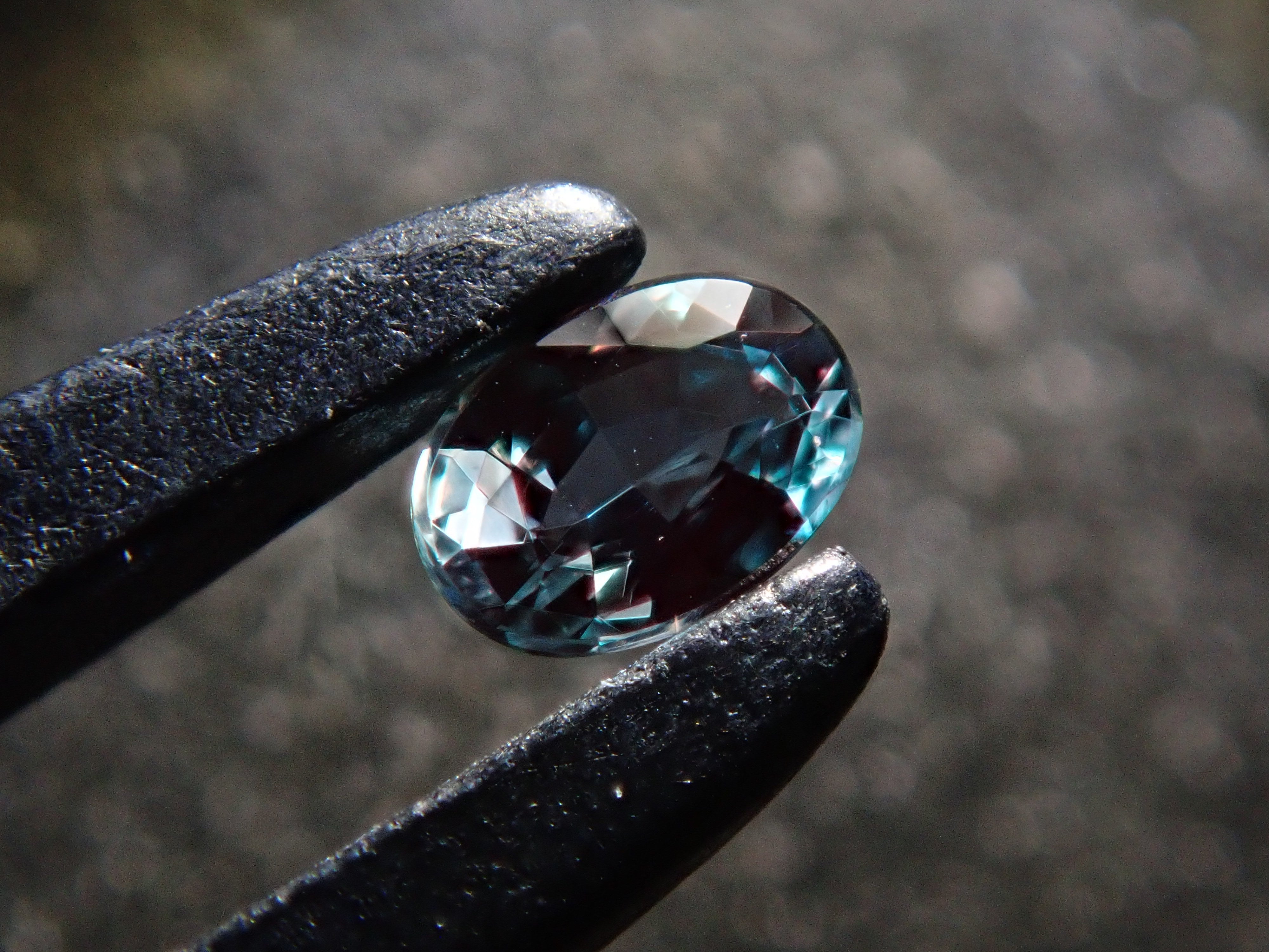 【12544974掲載】ブラジル産アレキサンドライト 0.058ctルース