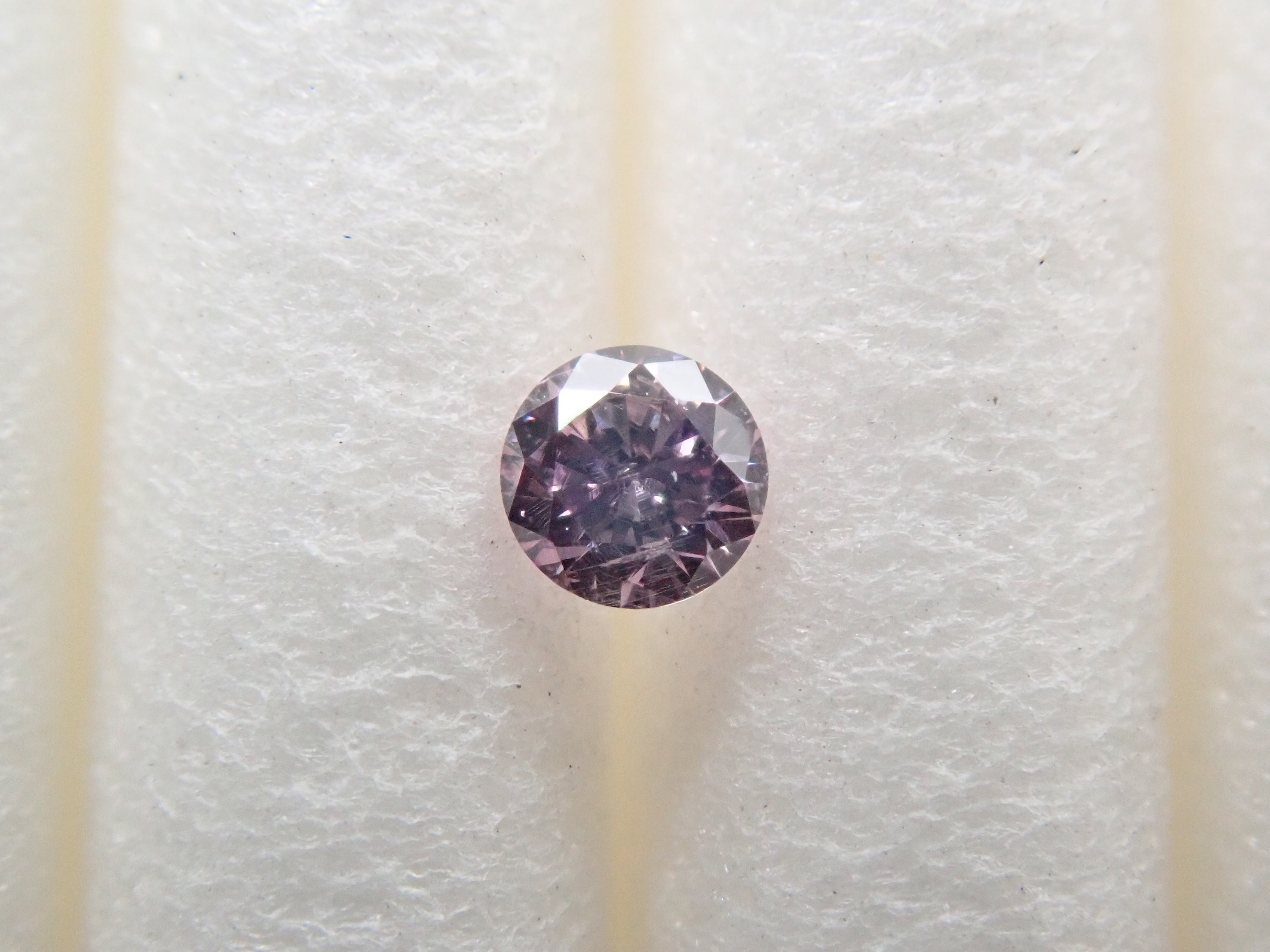 ピンクダイヤモンド 0.034ctルース(FANCY PURPLE PINK, I-1)