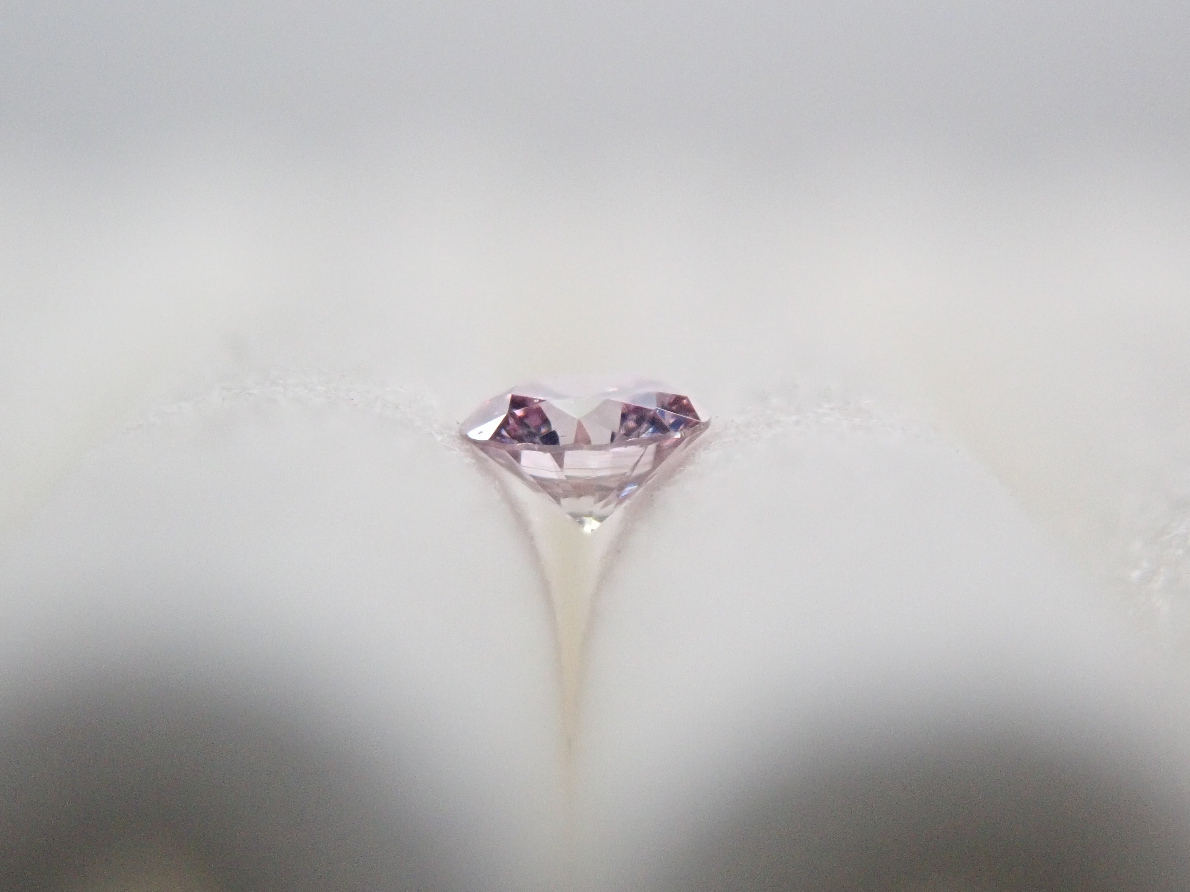 ピンクダイヤモンド 0.034ctルース(FANCY PURPLE PINK, I-1)