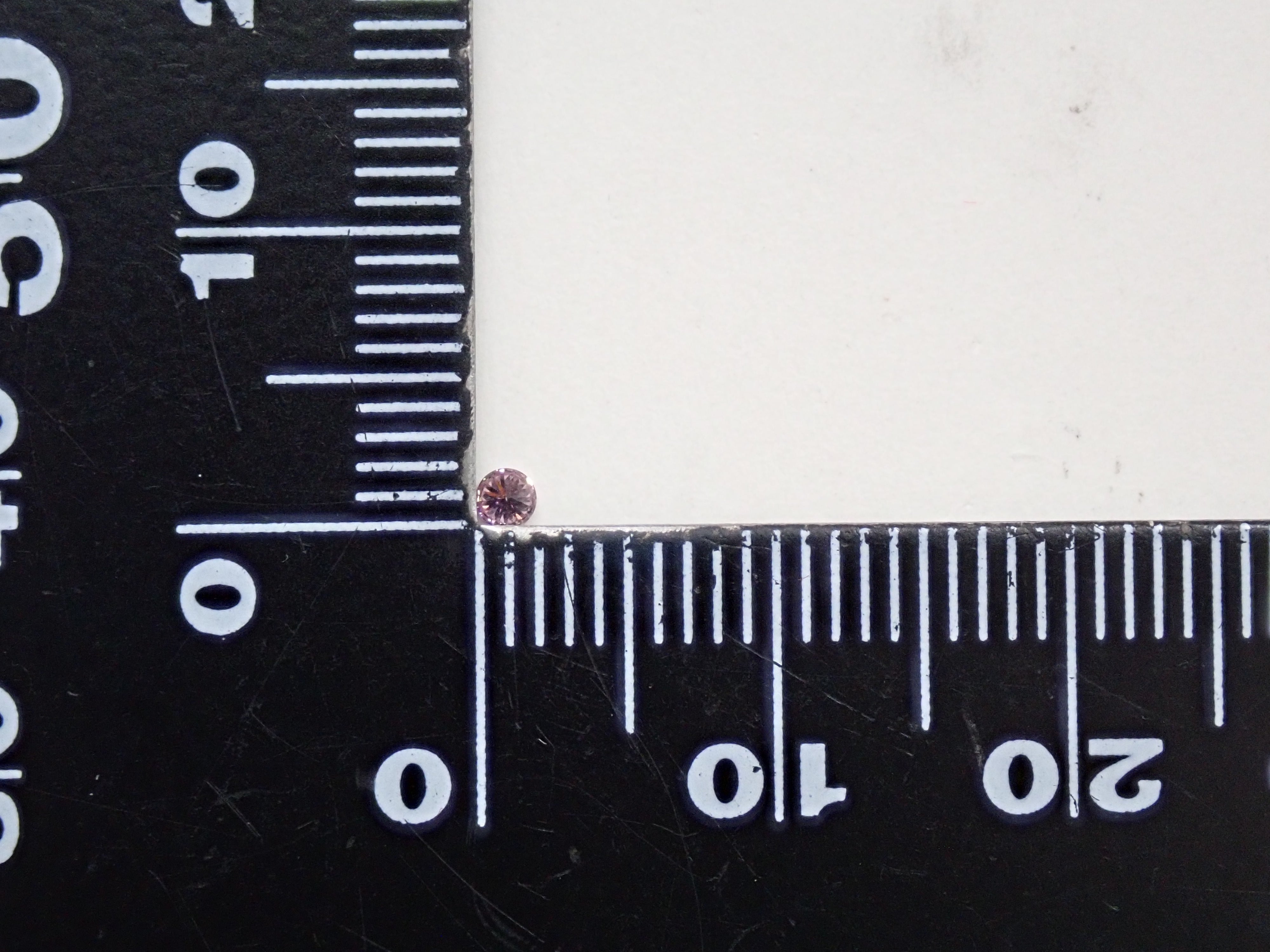 ピンクダイヤモンド 0.034ctルース(FANCY PURPLE PINK, I-1)